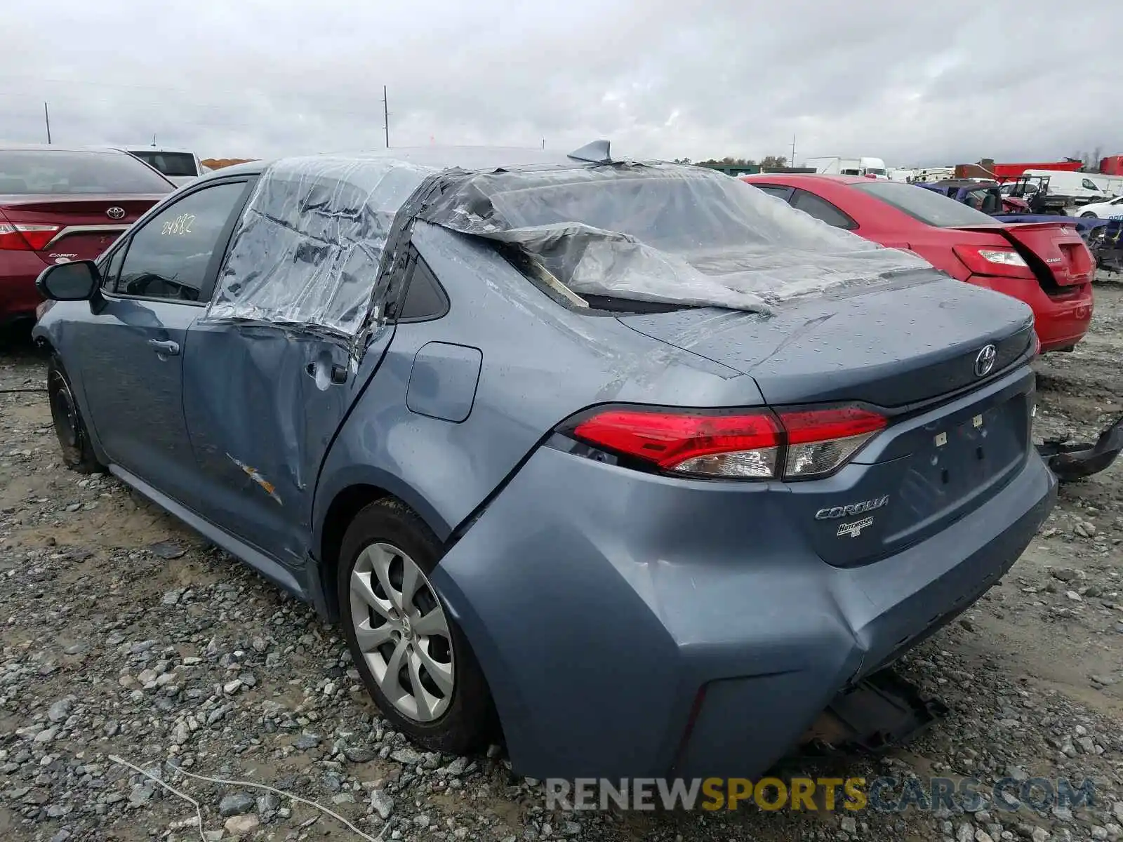 3 Photograph of a damaged car 5YFEPRAE3LP083806 TOYOTA COROLLA 2020