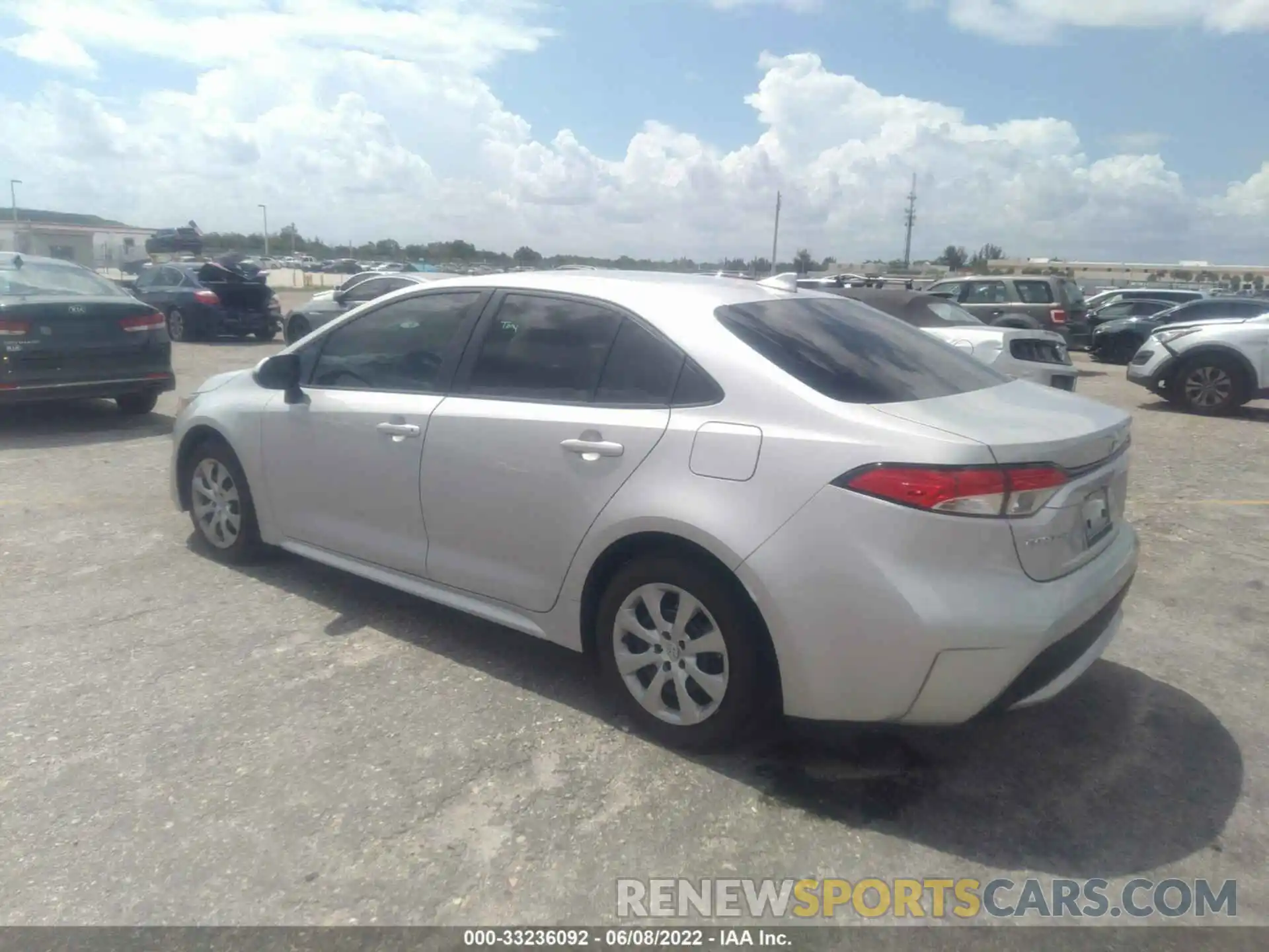 3 Photograph of a damaged car 5YFEPRAE3LP083997 TOYOTA COROLLA 2020