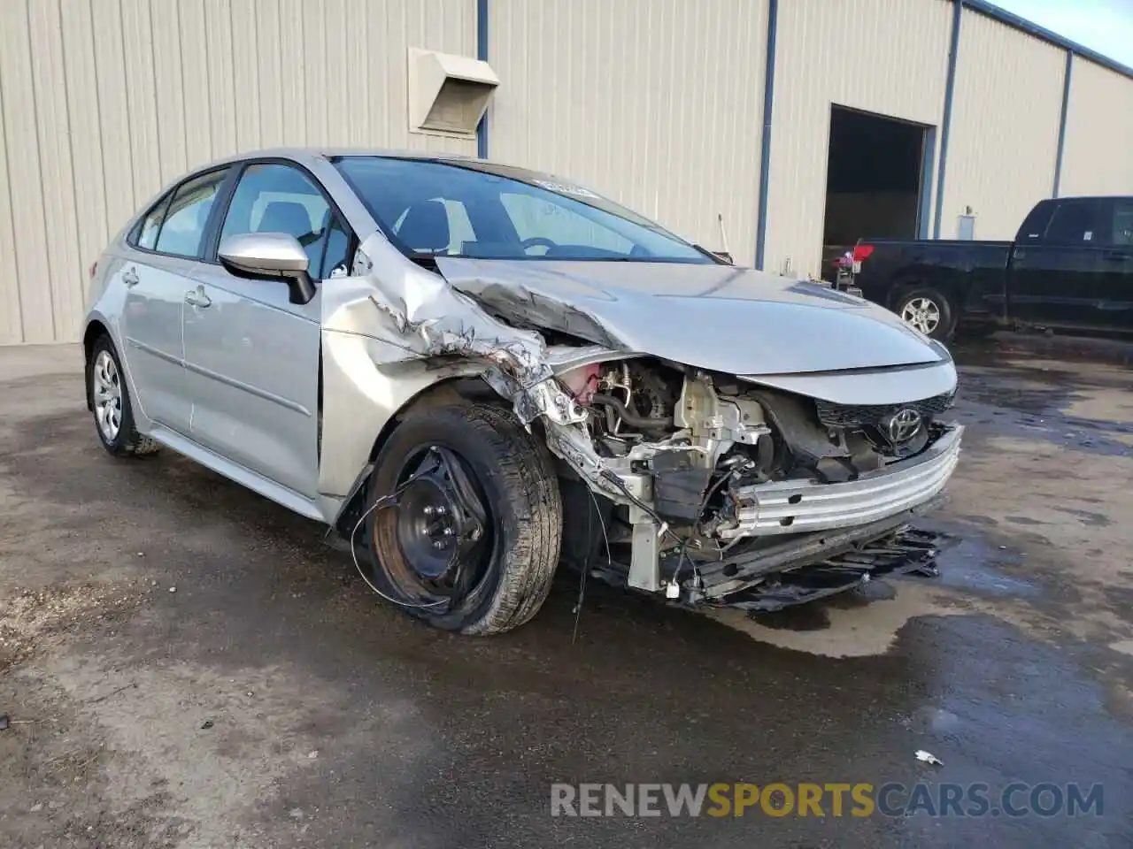 1 Photograph of a damaged car 5YFEPRAE3LP084499 TOYOTA COROLLA 2020