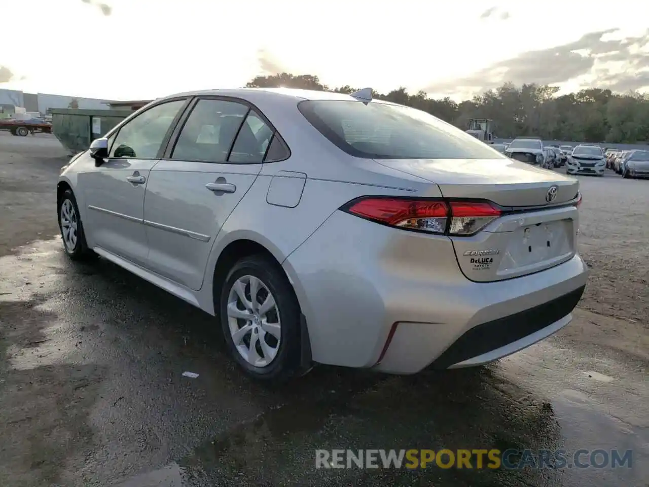 3 Photograph of a damaged car 5YFEPRAE3LP084499 TOYOTA COROLLA 2020