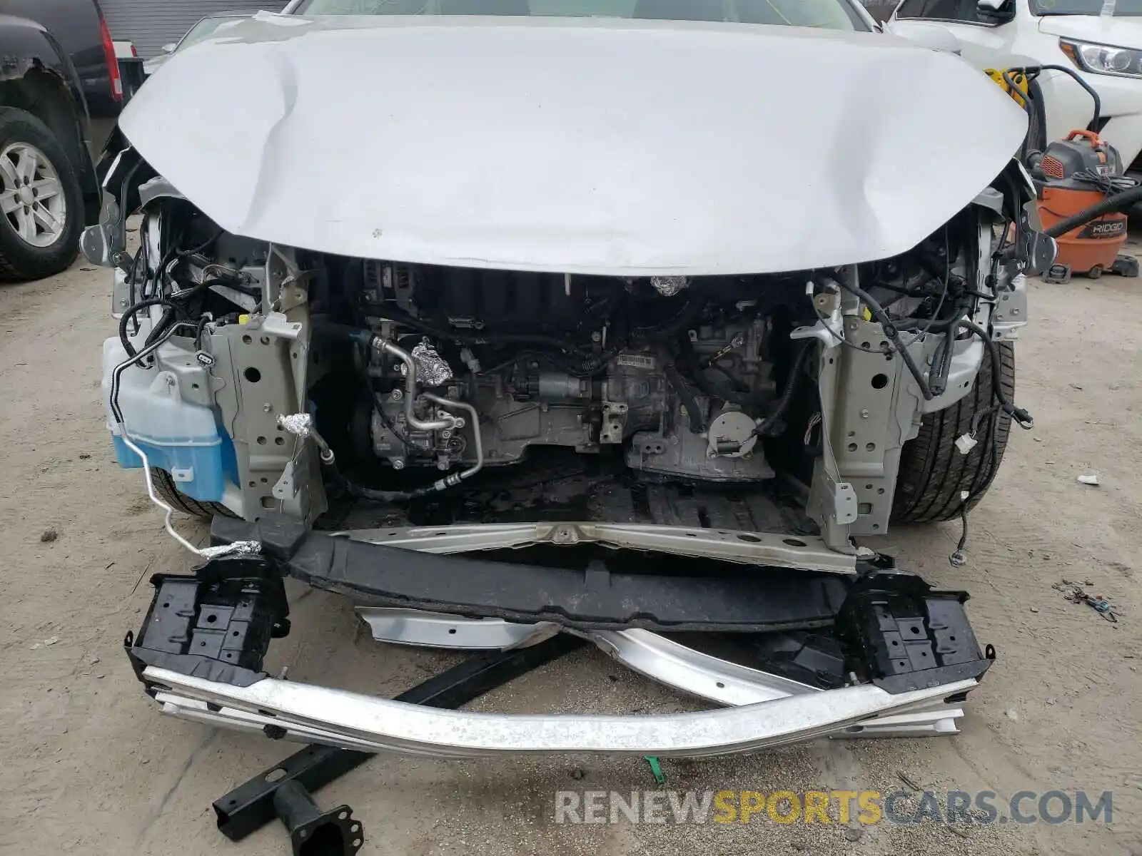 9 Фотография поврежденного автомобиля 5YFEPRAE3LP084972 TOYOTA COROLLA 2020