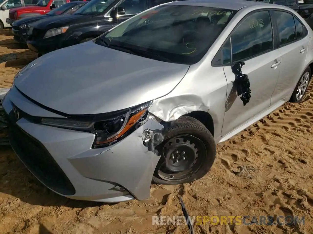 9 Photograph of a damaged car 5YFEPRAE3LP085023 TOYOTA COROLLA 2020