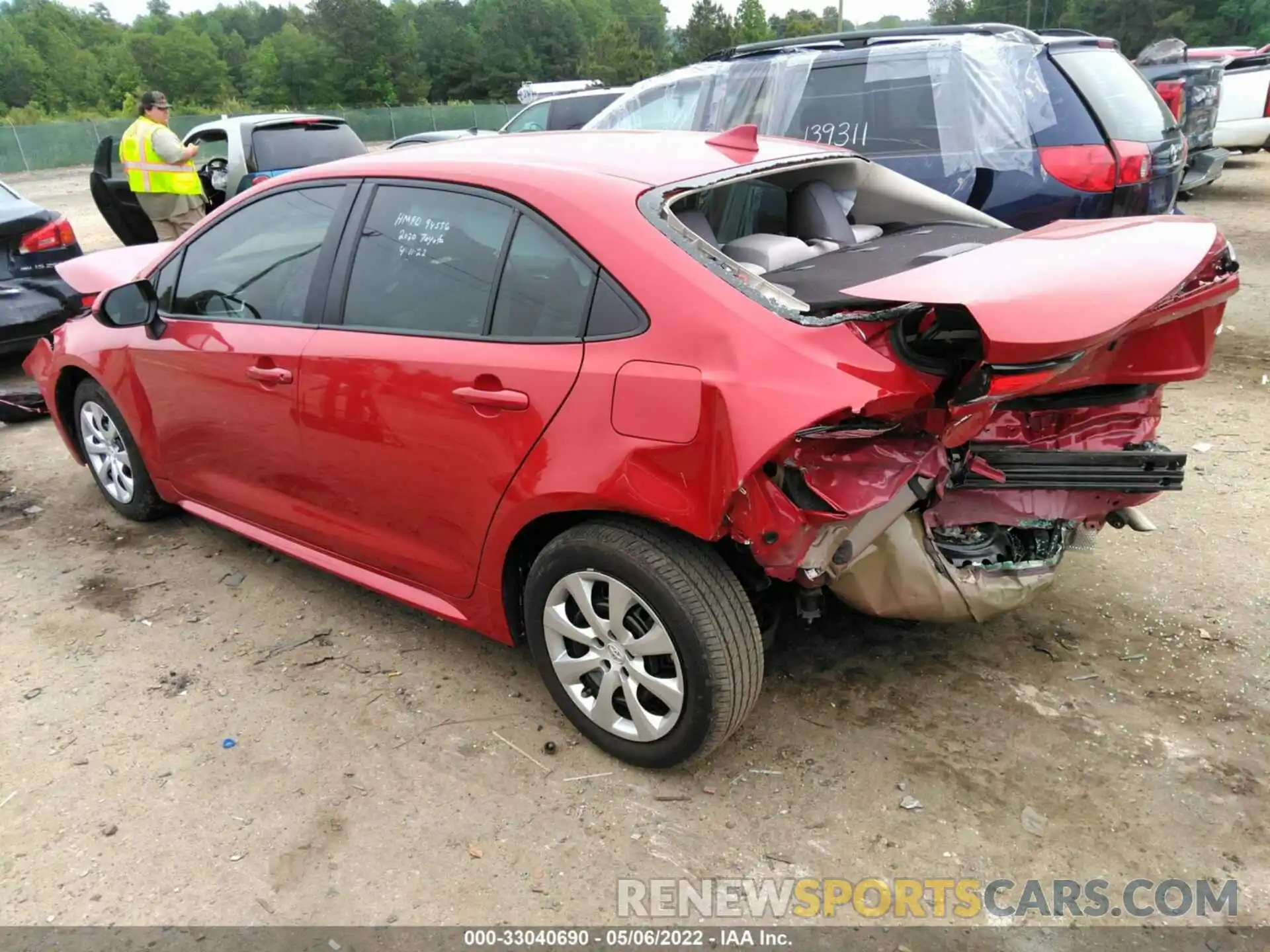 3 Photograph of a damaged car 5YFEPRAE3LP086267 TOYOTA COROLLA 2020