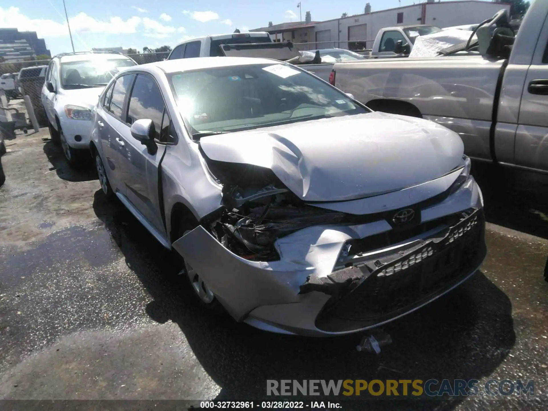 1 Photograph of a damaged car 5YFEPRAE3LP088214 TOYOTA COROLLA 2020