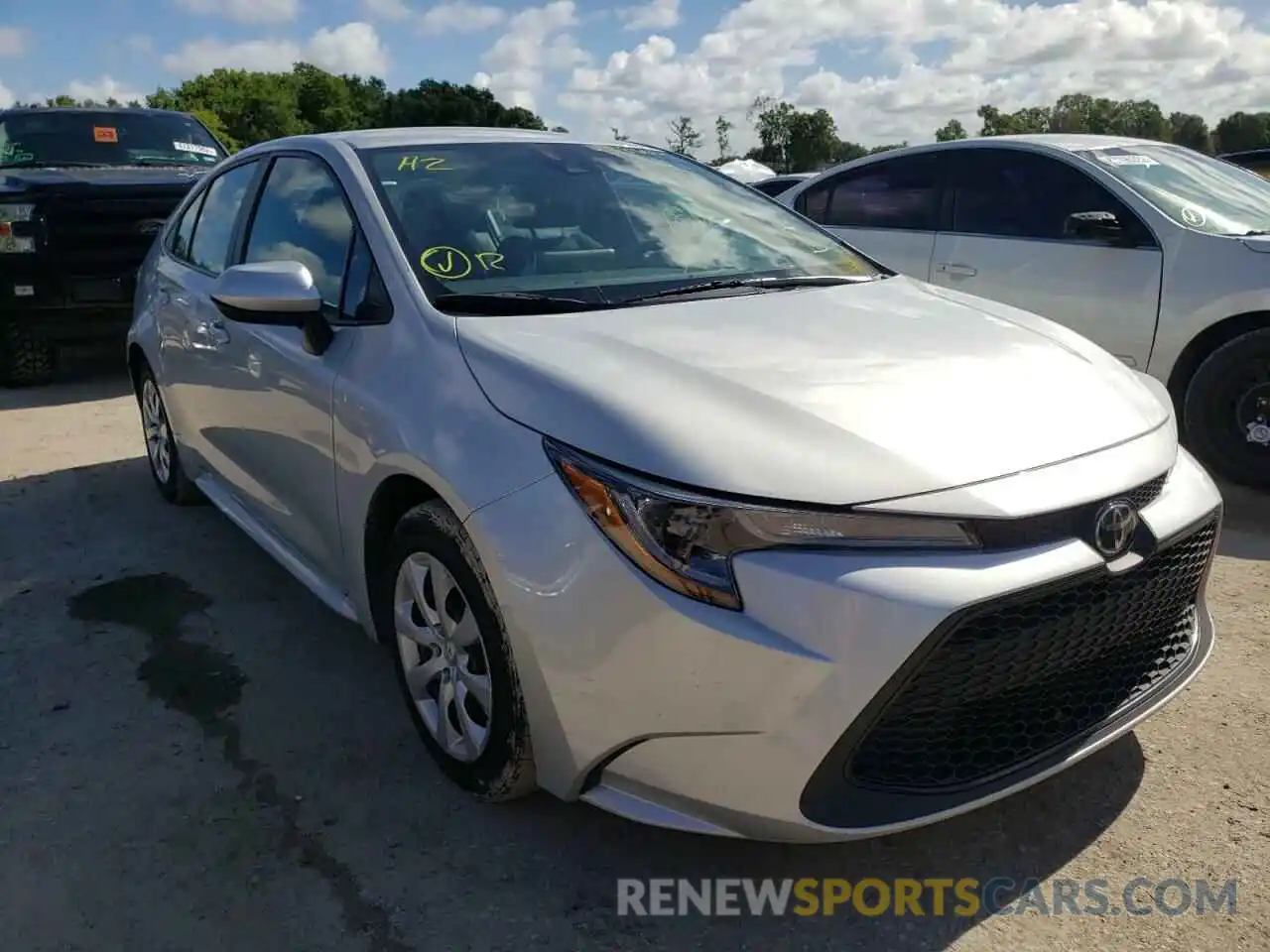 1 Photograph of a damaged car 5YFEPRAE3LP090044 TOYOTA COROLLA 2020