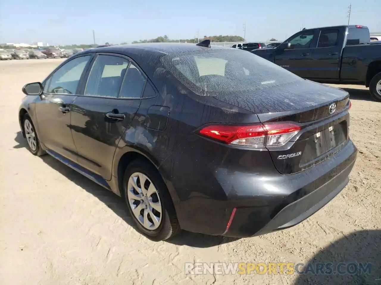 3 Photograph of a damaged car 5YFEPRAE3LP090156 TOYOTA COROLLA 2020