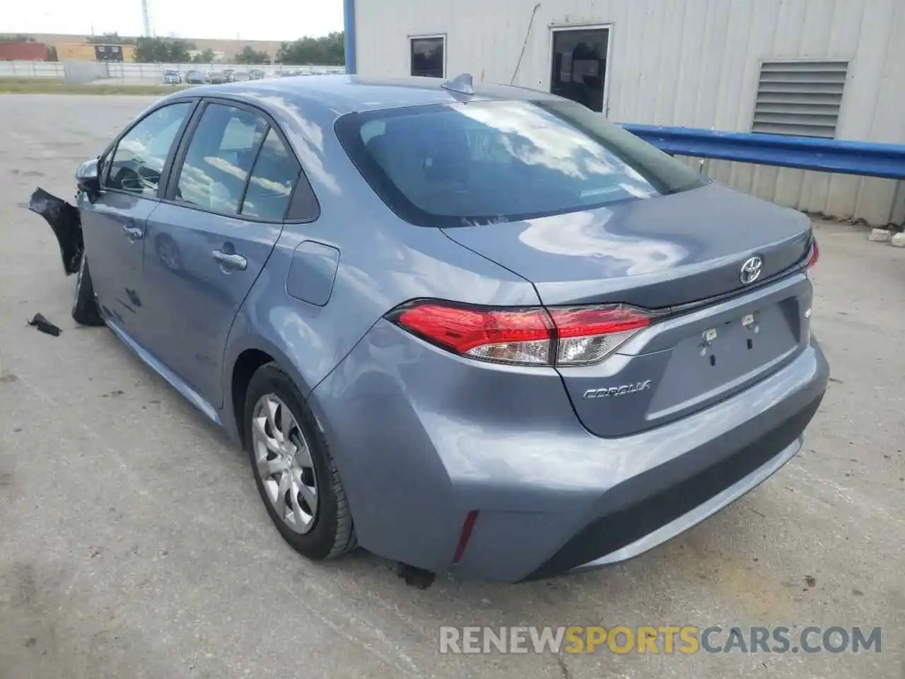 3 Photograph of a damaged car 5YFEPRAE3LP090237 TOYOTA COROLLA 2020