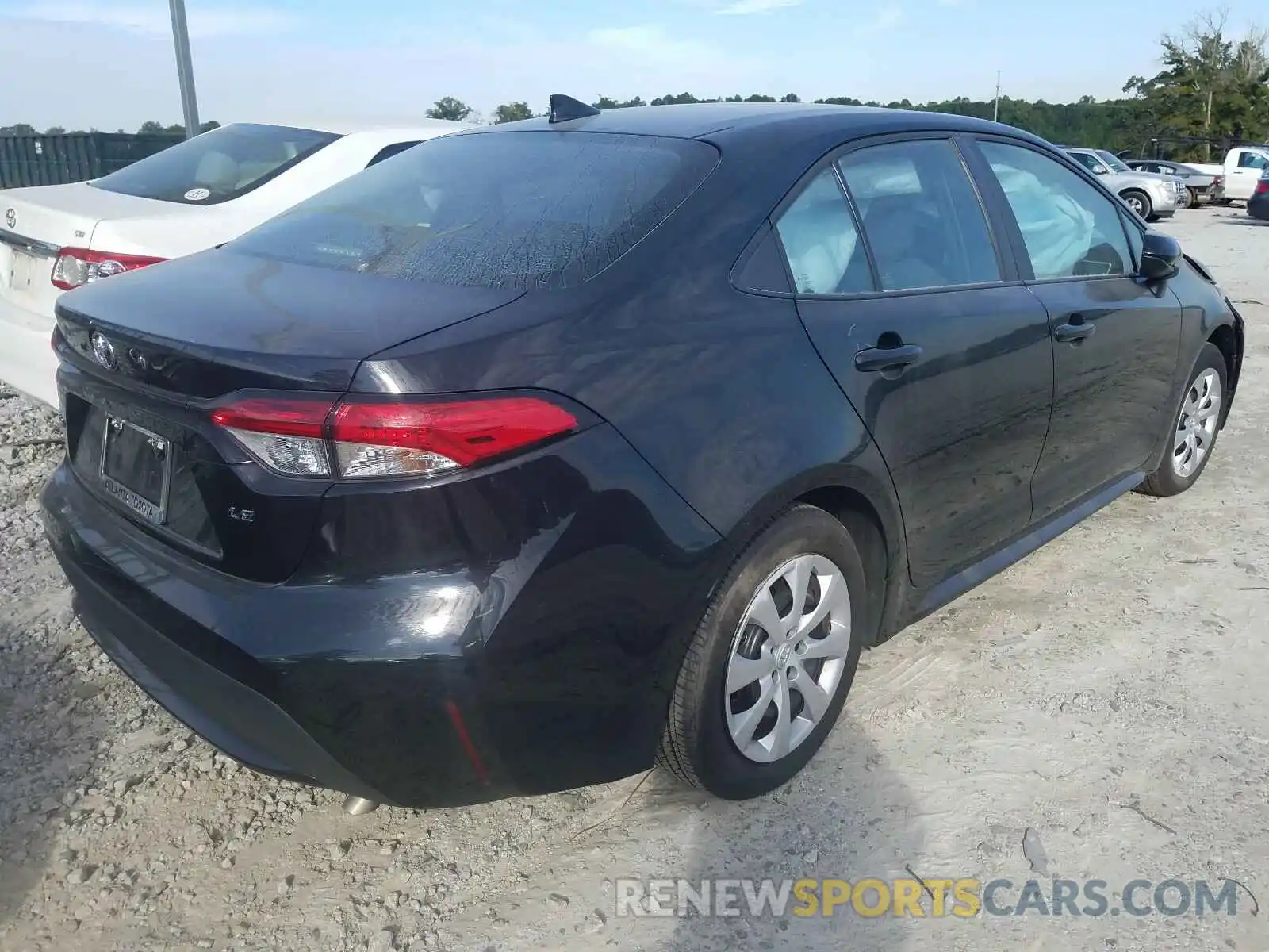 4 Photograph of a damaged car 5YFEPRAE3LP092957 TOYOTA COROLLA 2020