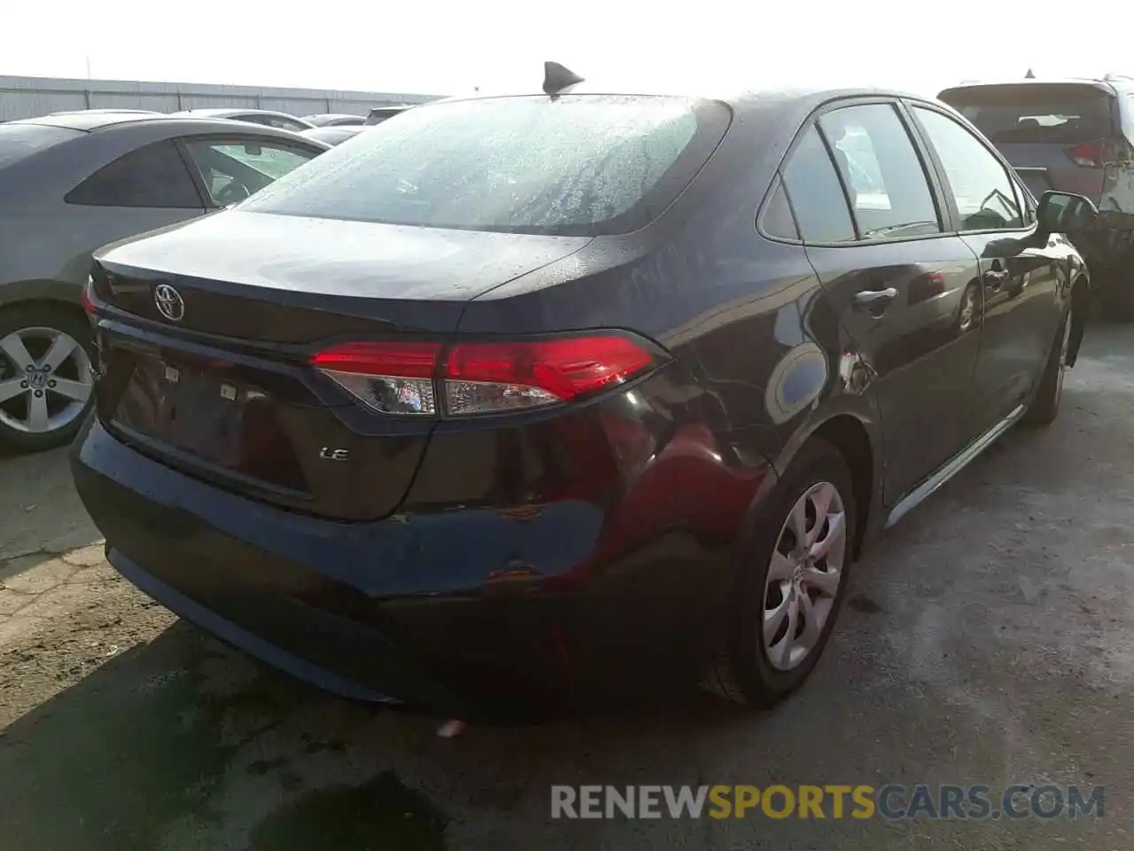 4 Photograph of a damaged car 5YFEPRAE3LP094546 TOYOTA COROLLA 2020