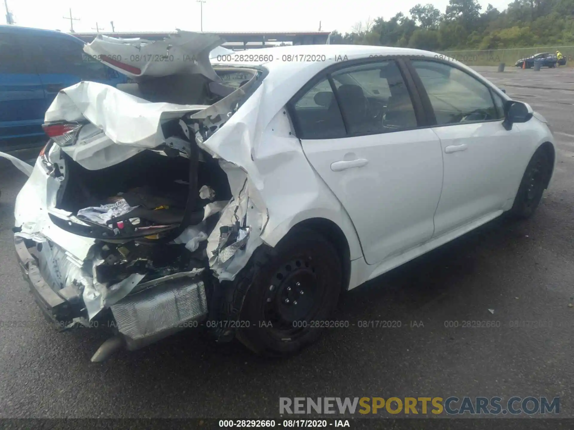 4 Photograph of a damaged car 5YFEPRAE3LP094790 TOYOTA COROLLA 2020