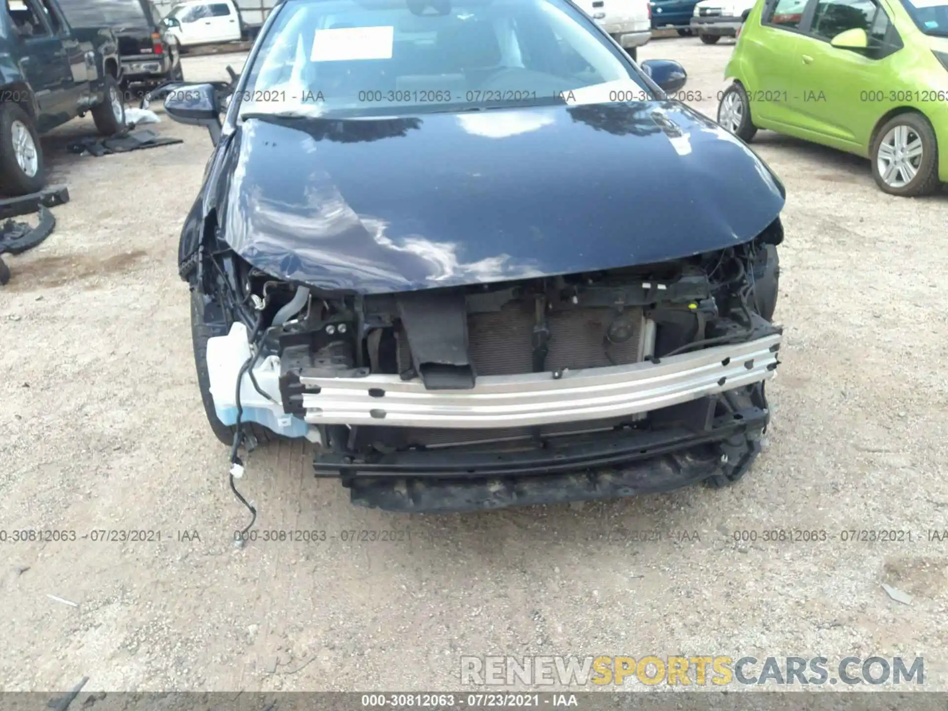 6 Photograph of a damaged car 5YFEPRAE3LP094837 TOYOTA COROLLA 2020