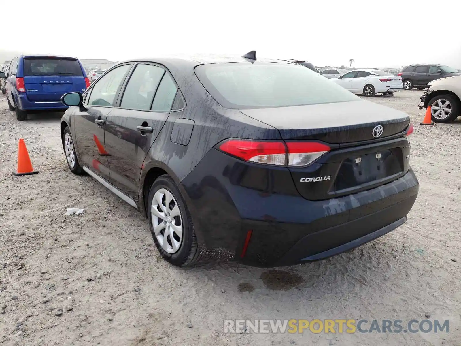 3 Photograph of a damaged car 5YFEPRAE3LP097074 TOYOTA COROLLA 2020