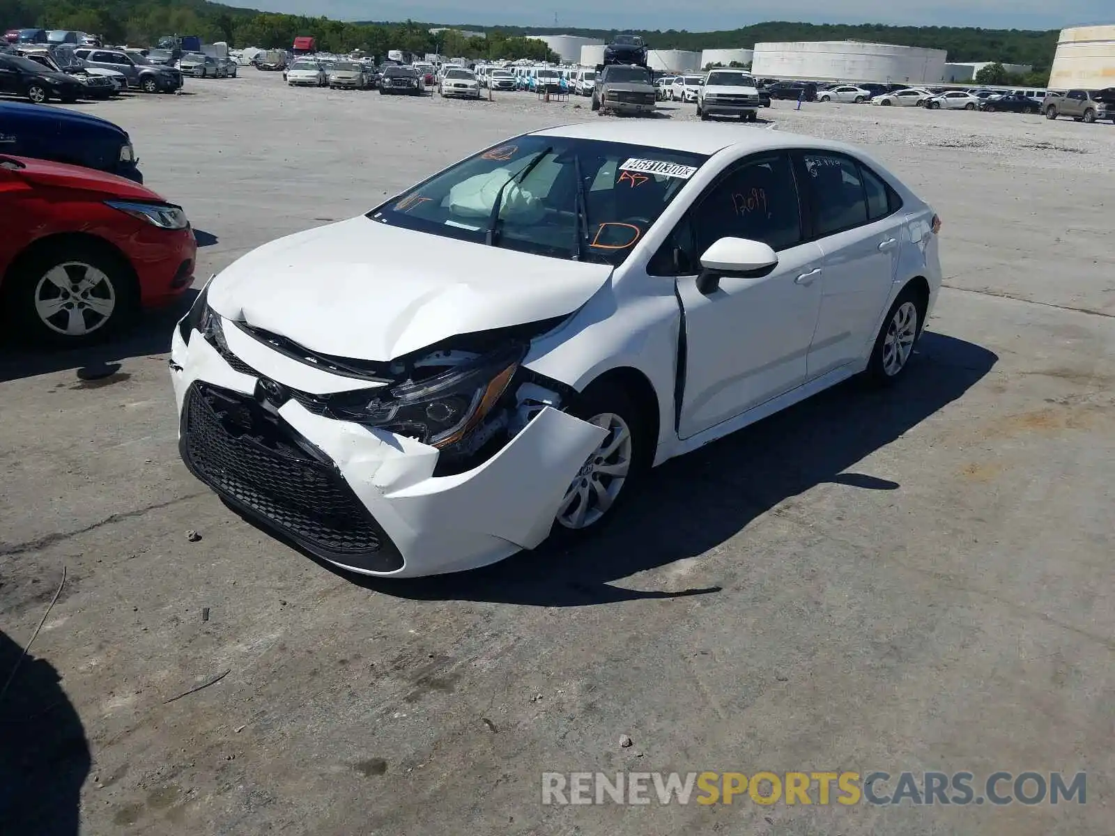 2 Photograph of a damaged car 5YFEPRAE3LP097558 TOYOTA COROLLA 2020