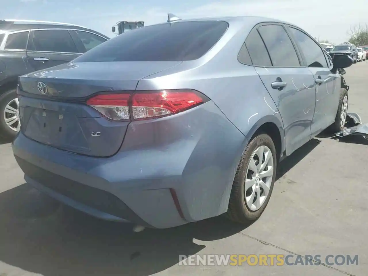 4 Photograph of a damaged car 5YFEPRAE3LP097656 TOYOTA COROLLA 2020