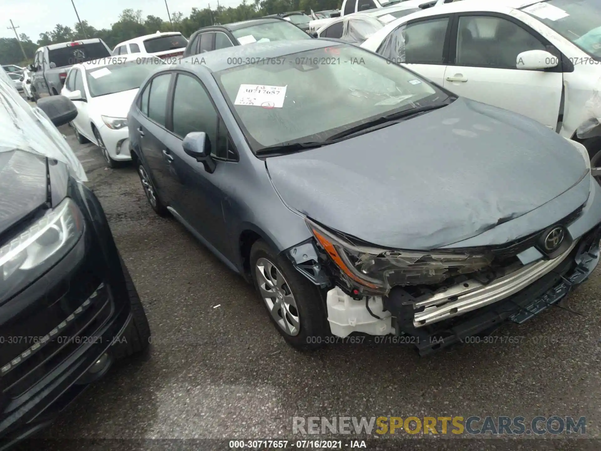 1 Photograph of a damaged car 5YFEPRAE3LP097673 TOYOTA COROLLA 2020