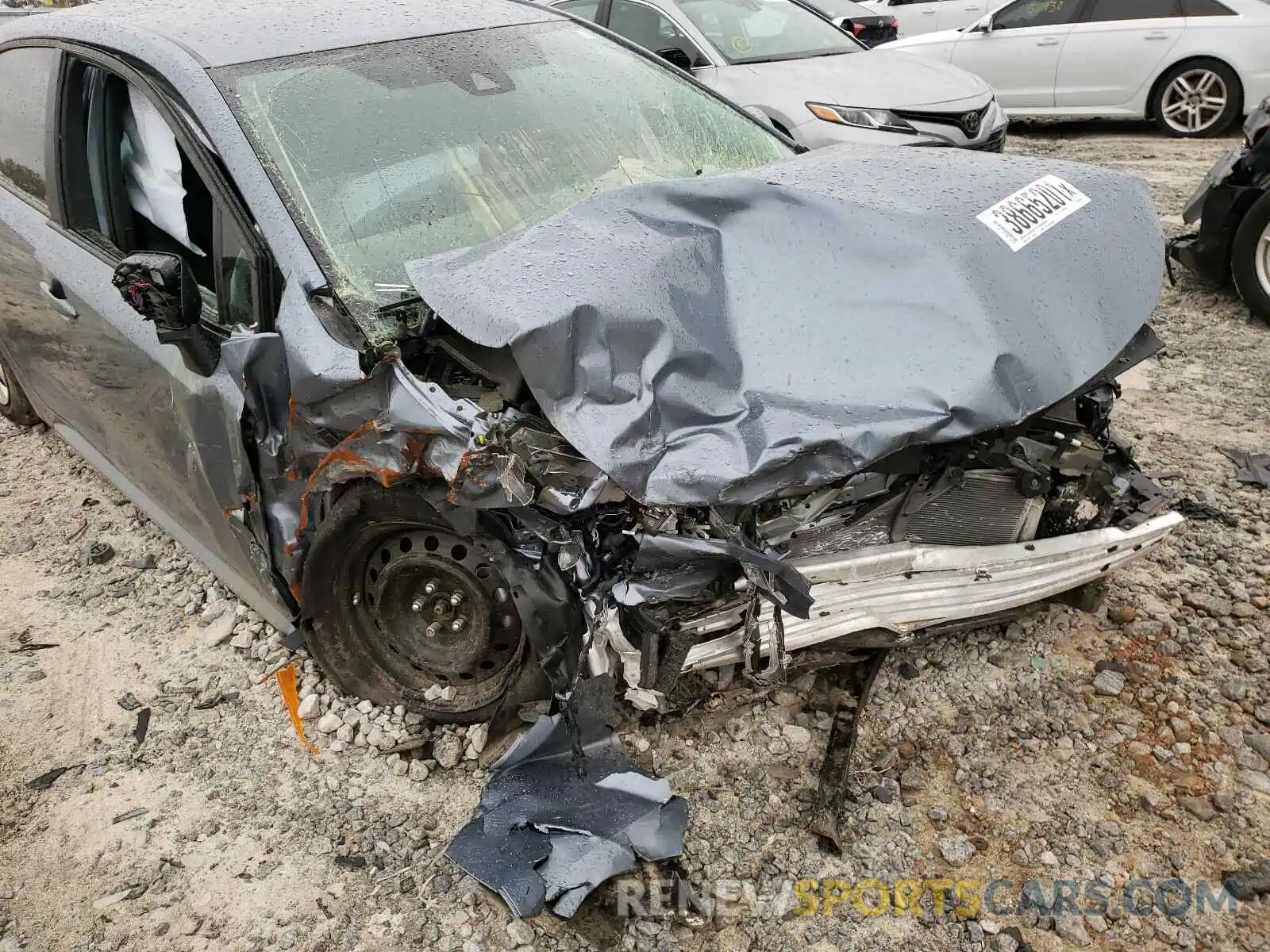 9 Photograph of a damaged car 5YFEPRAE3LP097835 TOYOTA COROLLA 2020