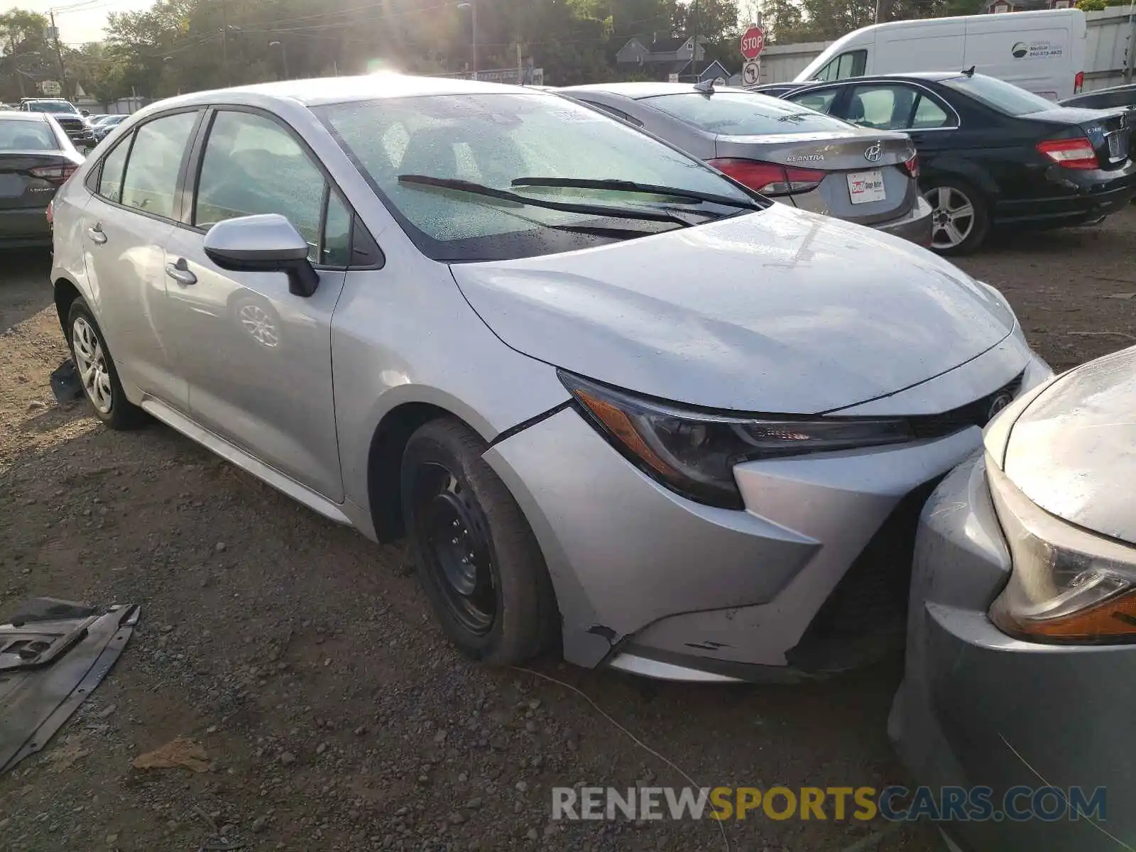 1 Photograph of a damaged car 5YFEPRAE3LP098189 TOYOTA COROLLA 2020