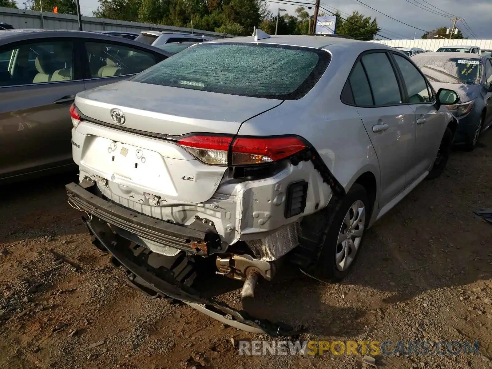 4 Photograph of a damaged car 5YFEPRAE3LP098189 TOYOTA COROLLA 2020