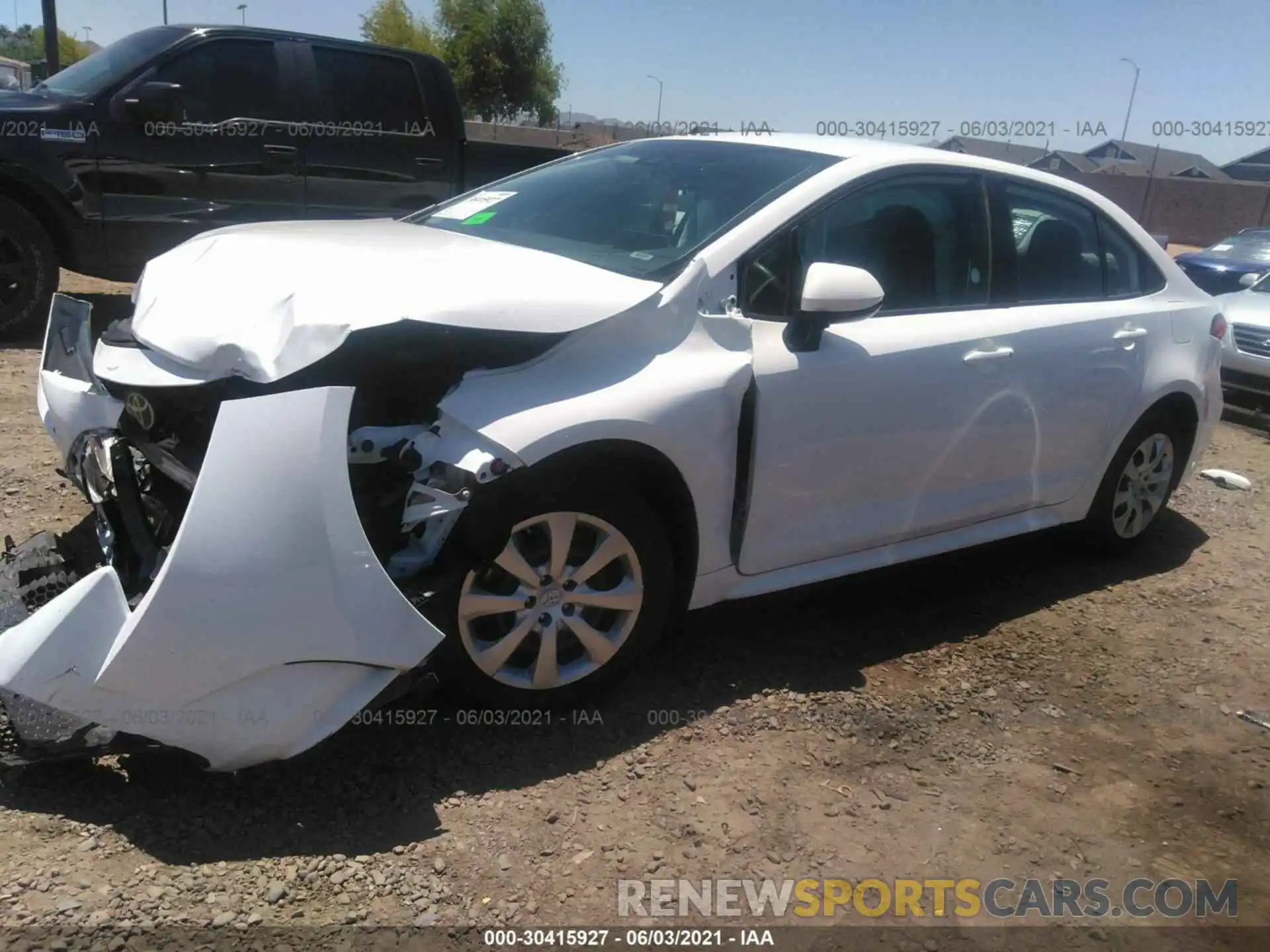 2 Photograph of a damaged car 5YFEPRAE3LP098516 TOYOTA COROLLA 2020