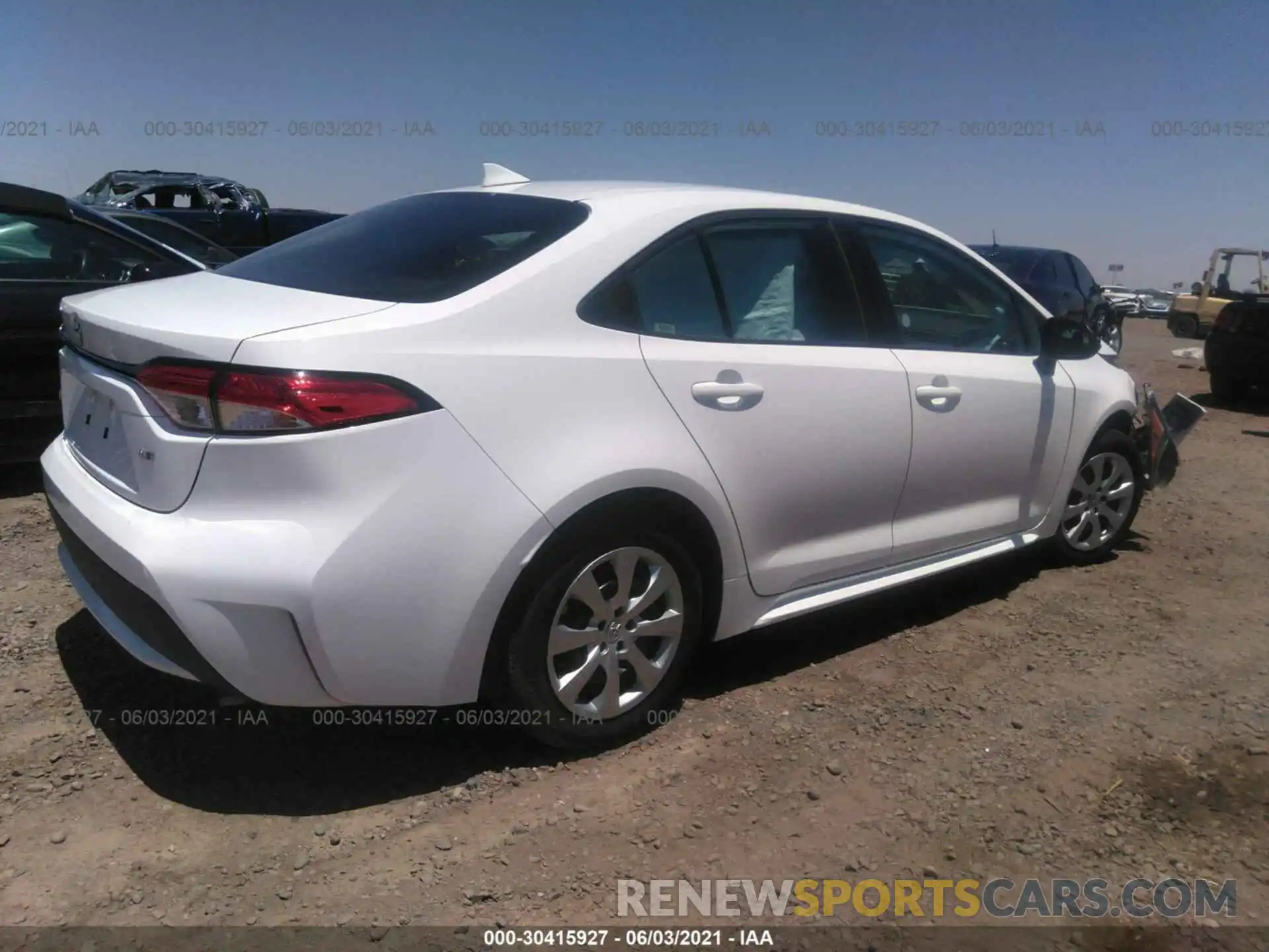 4 Photograph of a damaged car 5YFEPRAE3LP098516 TOYOTA COROLLA 2020