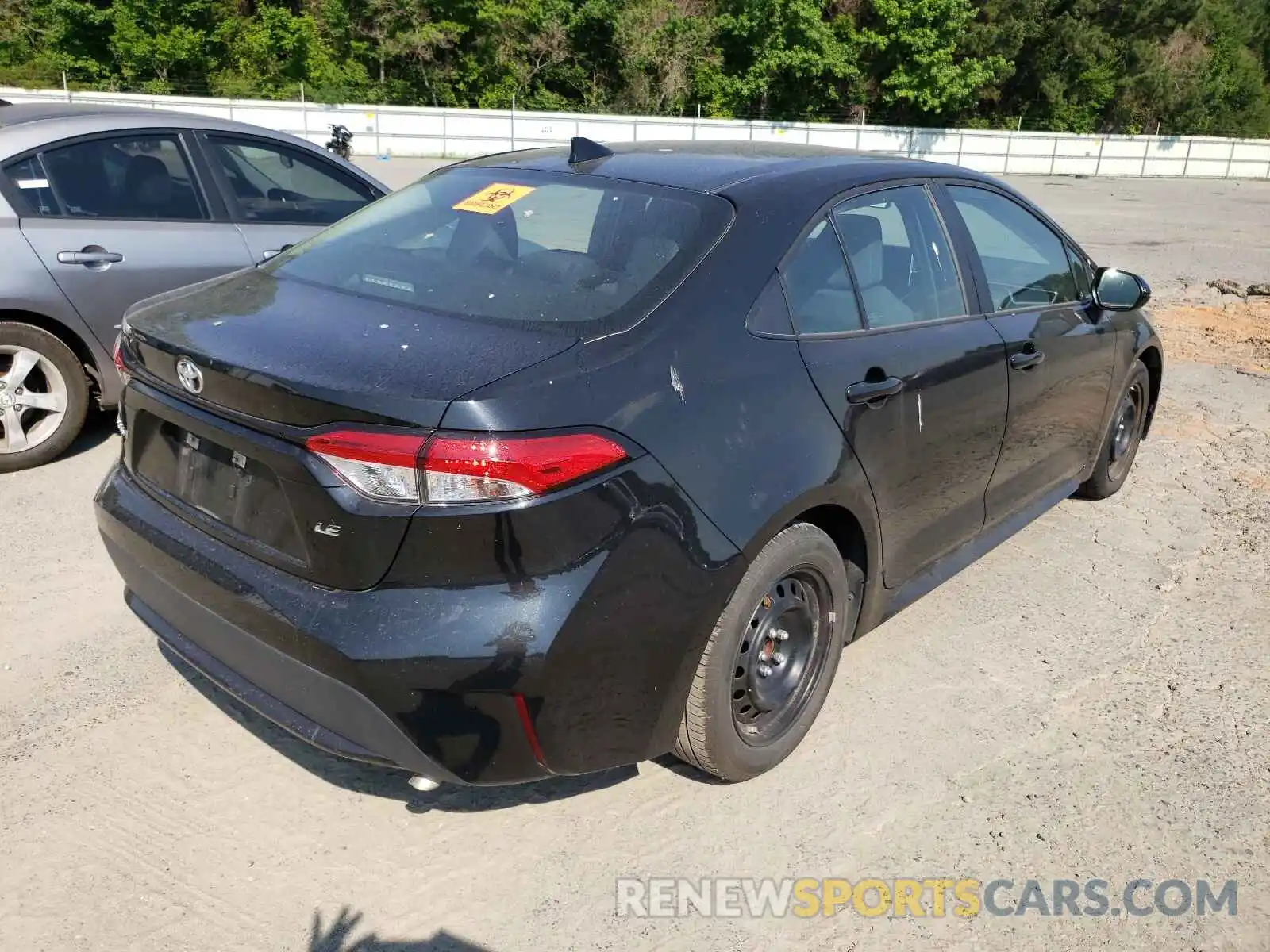 4 Photograph of a damaged car 5YFEPRAE3LP098970 TOYOTA COROLLA 2020