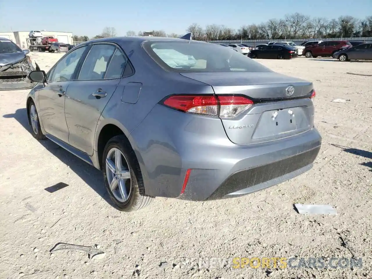 3 Photograph of a damaged car 5YFEPRAE3LP099200 TOYOTA COROLLA 2020