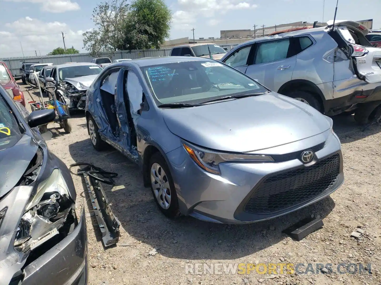 1 Photograph of a damaged car 5YFEPRAE3LP099701 TOYOTA COROLLA 2020