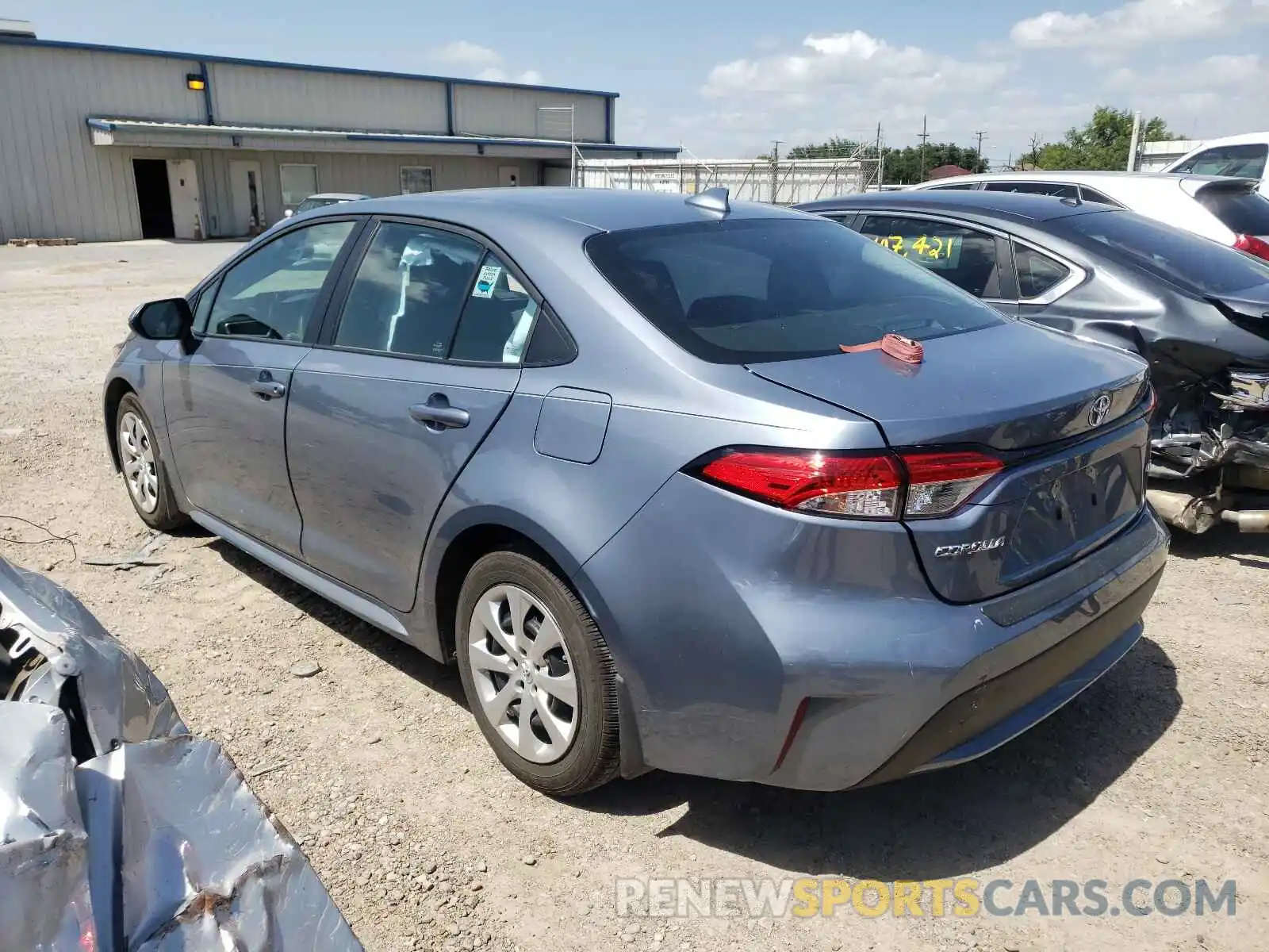 3 Photograph of a damaged car 5YFEPRAE3LP099701 TOYOTA COROLLA 2020