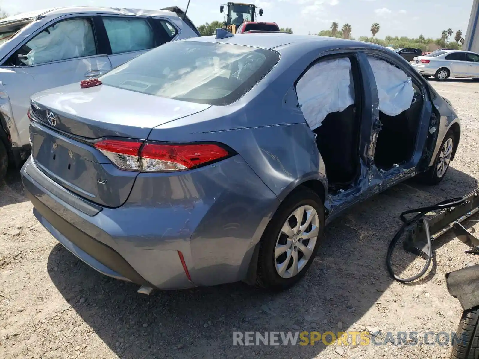 4 Photograph of a damaged car 5YFEPRAE3LP099701 TOYOTA COROLLA 2020