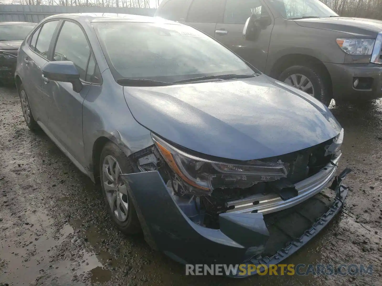 1 Photograph of a damaged car 5YFEPRAE3LP100734 TOYOTA COROLLA 2020