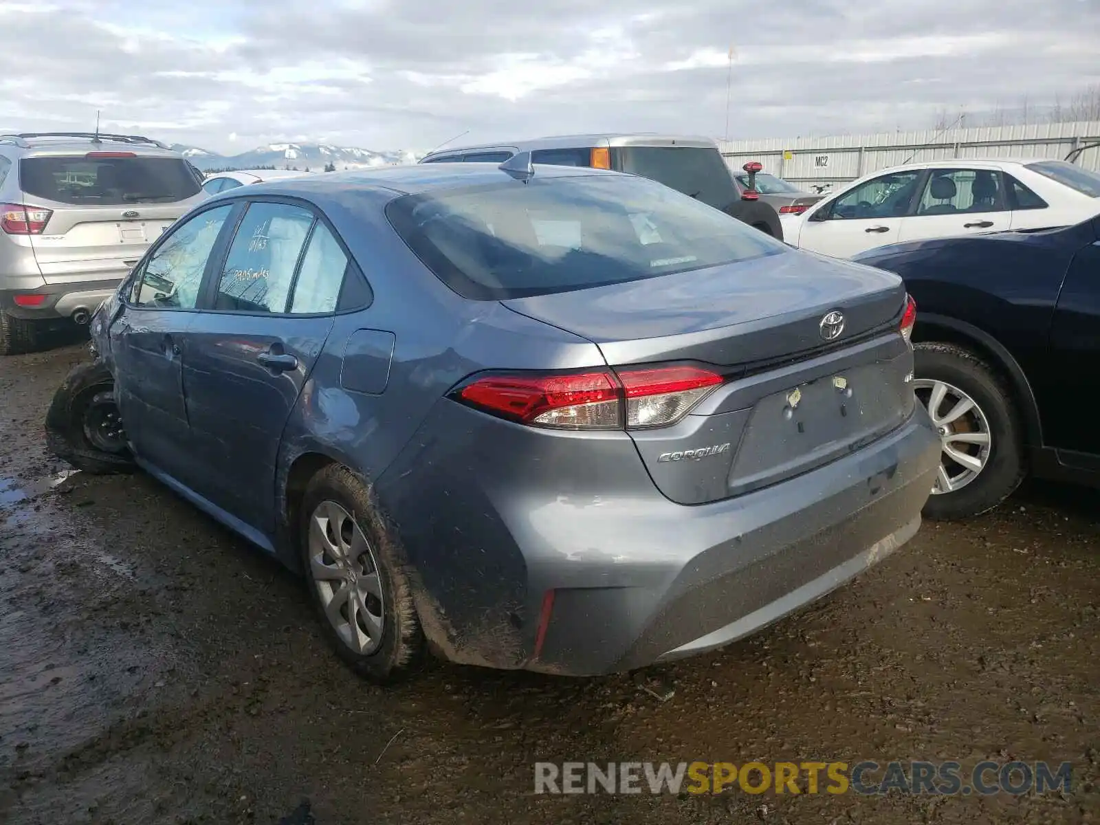 3 Photograph of a damaged car 5YFEPRAE3LP100734 TOYOTA COROLLA 2020