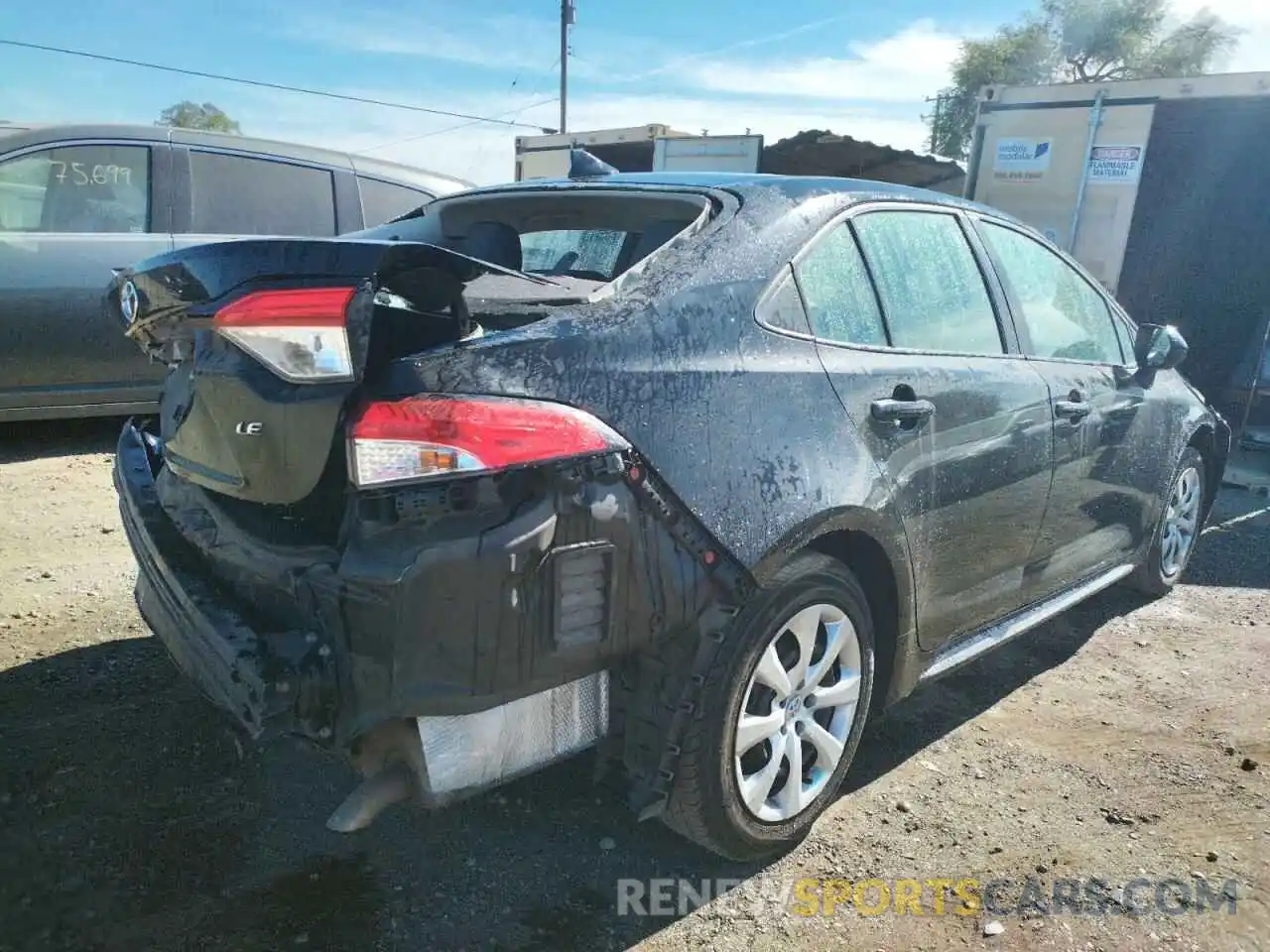 4 Photograph of a damaged car 5YFEPRAE3LP102984 TOYOTA COROLLA 2020