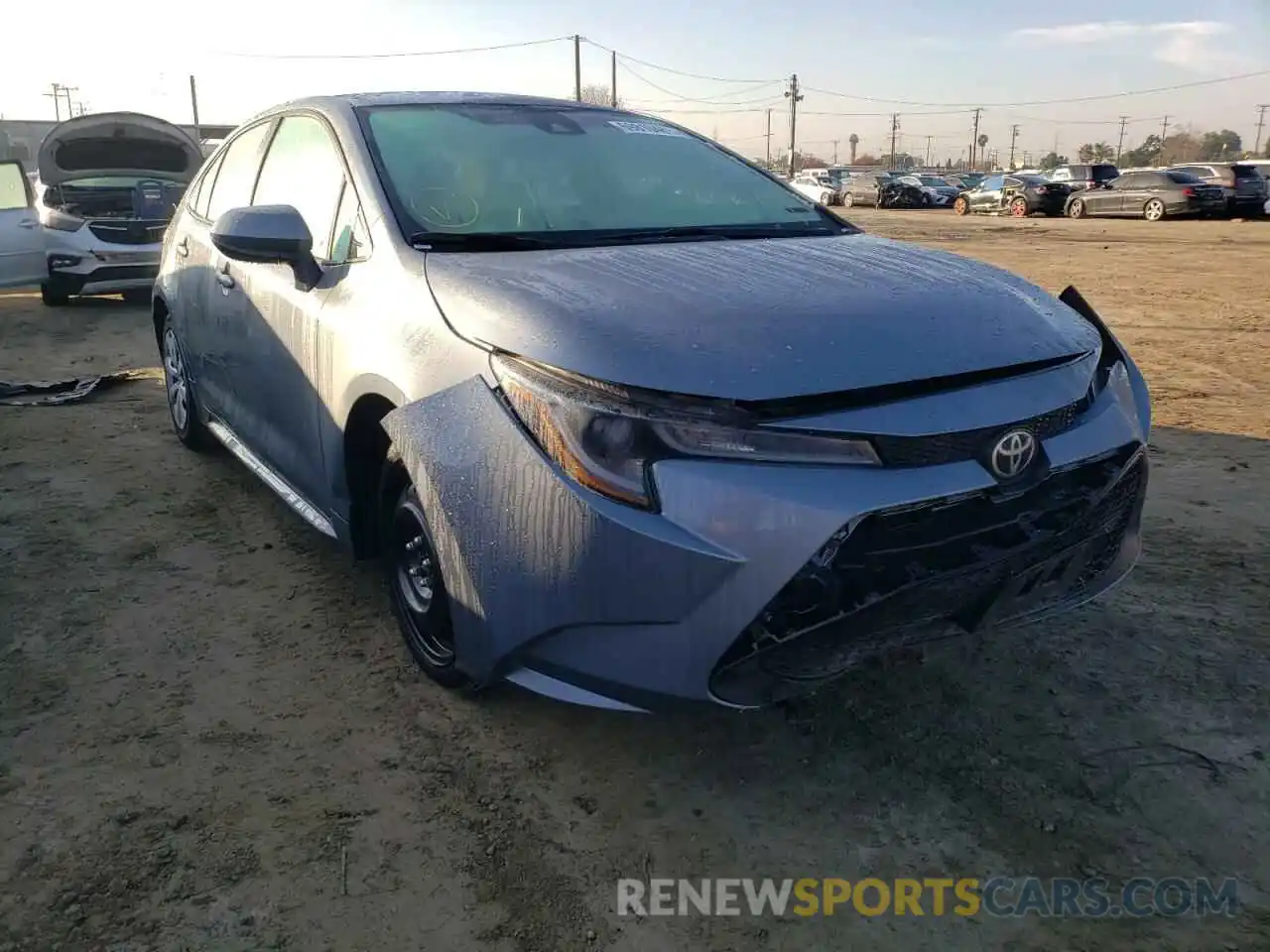 1 Photograph of a damaged car 5YFEPRAE3LP103293 TOYOTA COROLLA 2020