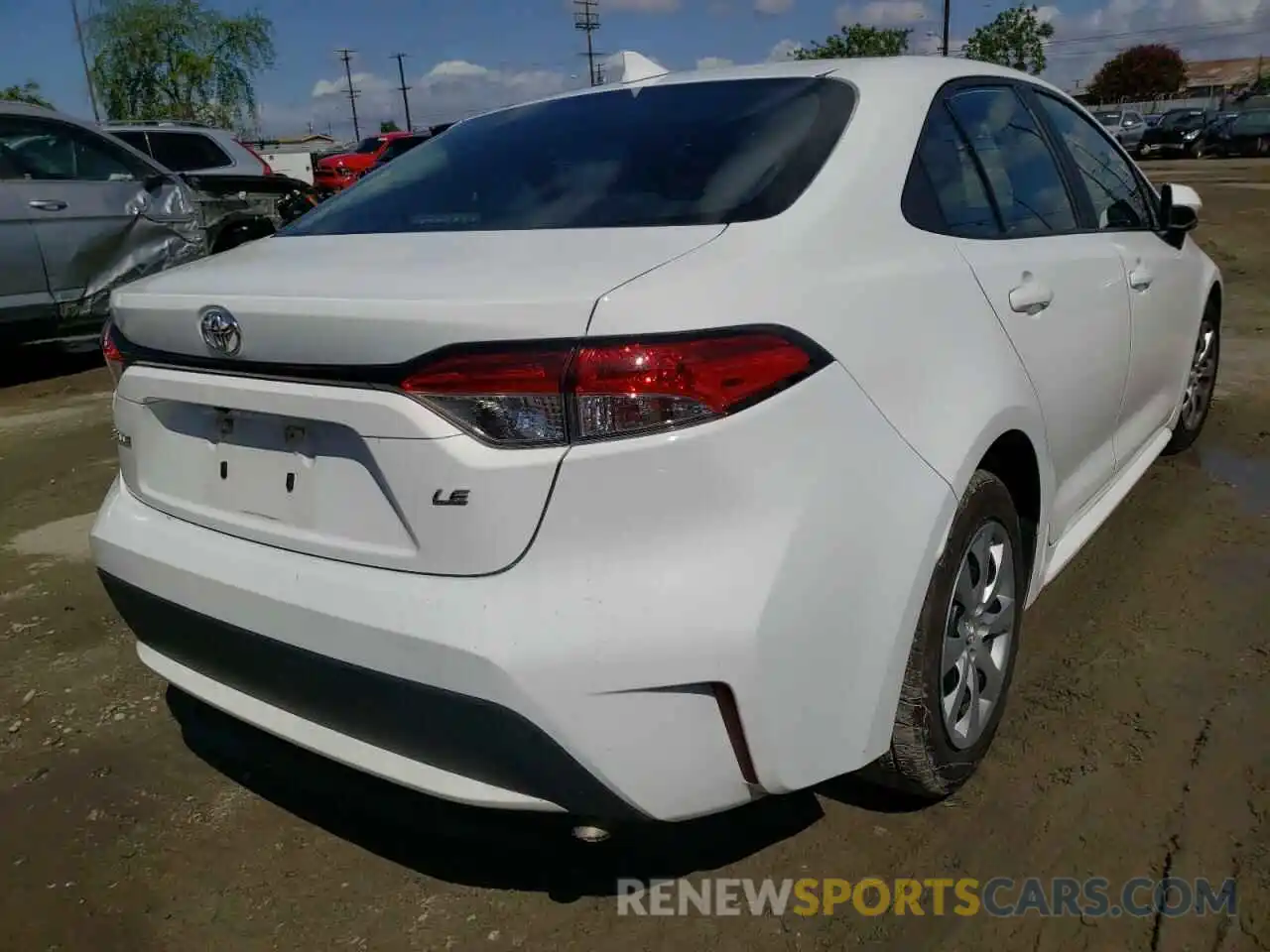 4 Photograph of a damaged car 5YFEPRAE3LP103388 TOYOTA COROLLA 2020