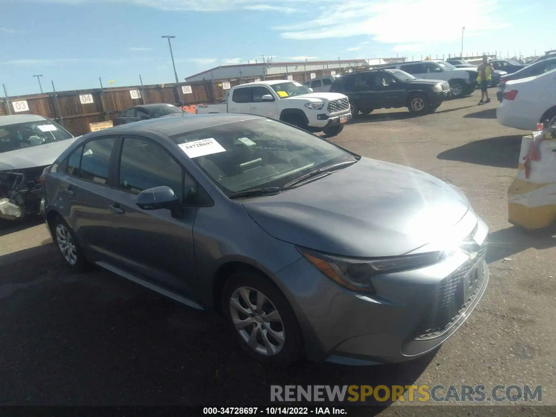 1 Photograph of a damaged car 5YFEPRAE3LP103536 TOYOTA COROLLA 2020