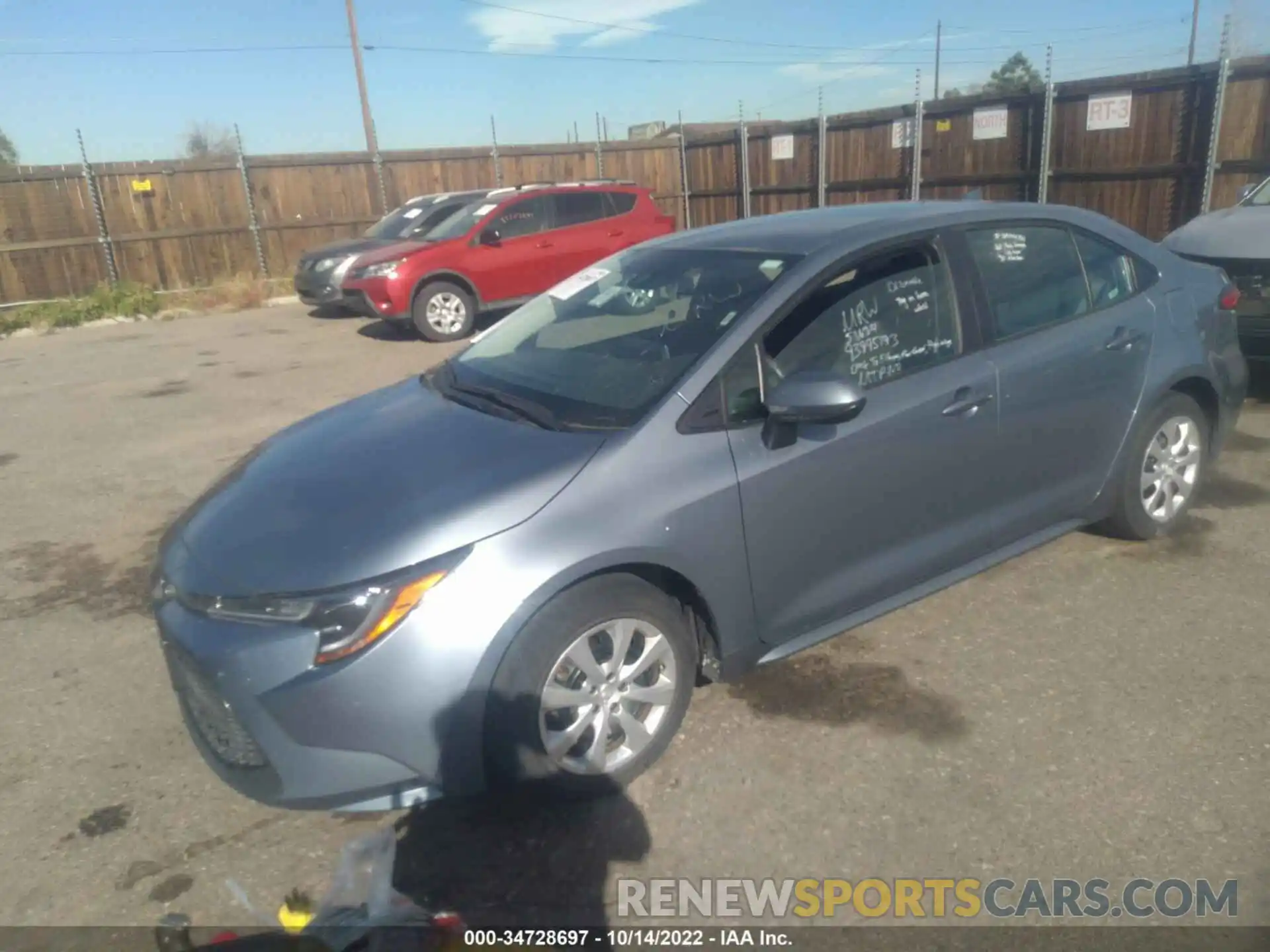 2 Photograph of a damaged car 5YFEPRAE3LP103536 TOYOTA COROLLA 2020