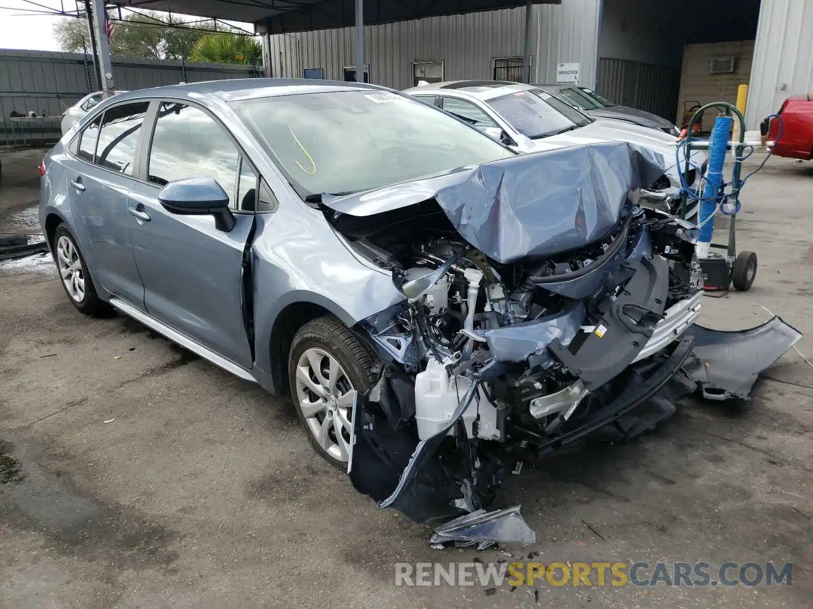 1 Photograph of a damaged car 5YFEPRAE3LP103651 TOYOTA COROLLA 2020