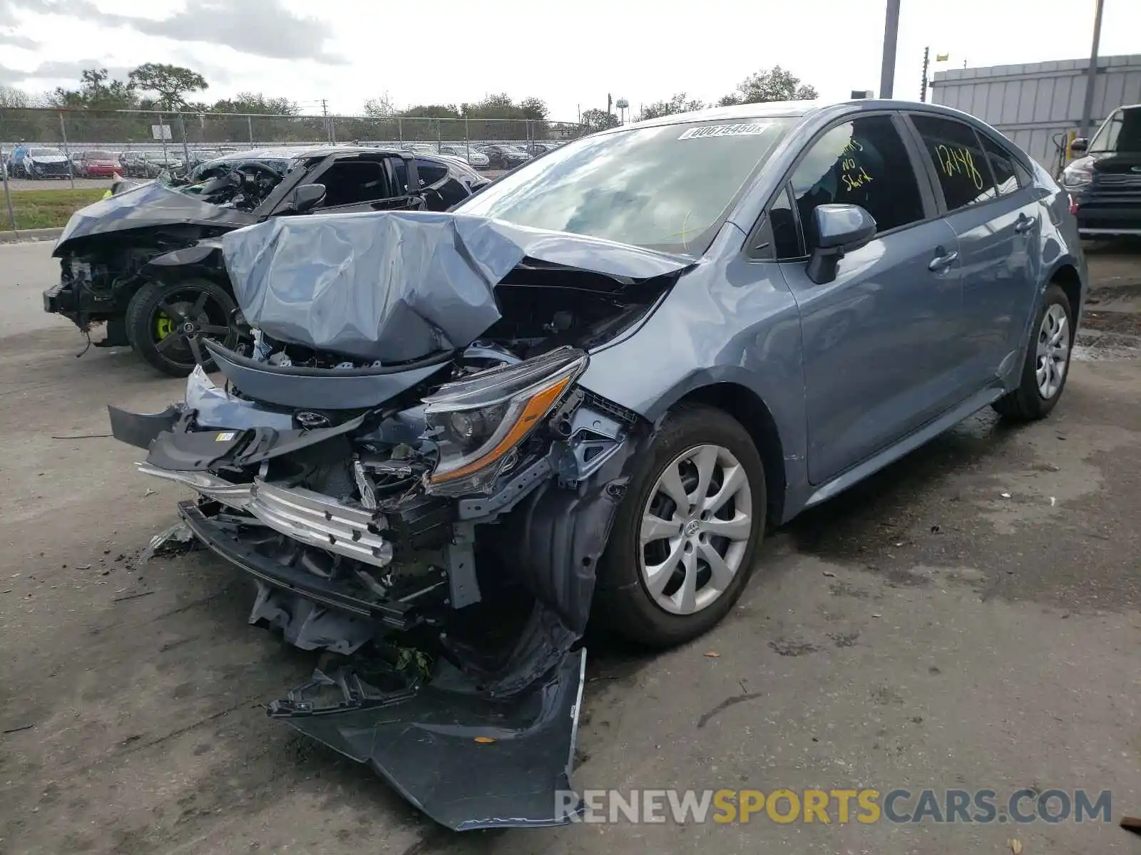 2 Photograph of a damaged car 5YFEPRAE3LP103651 TOYOTA COROLLA 2020