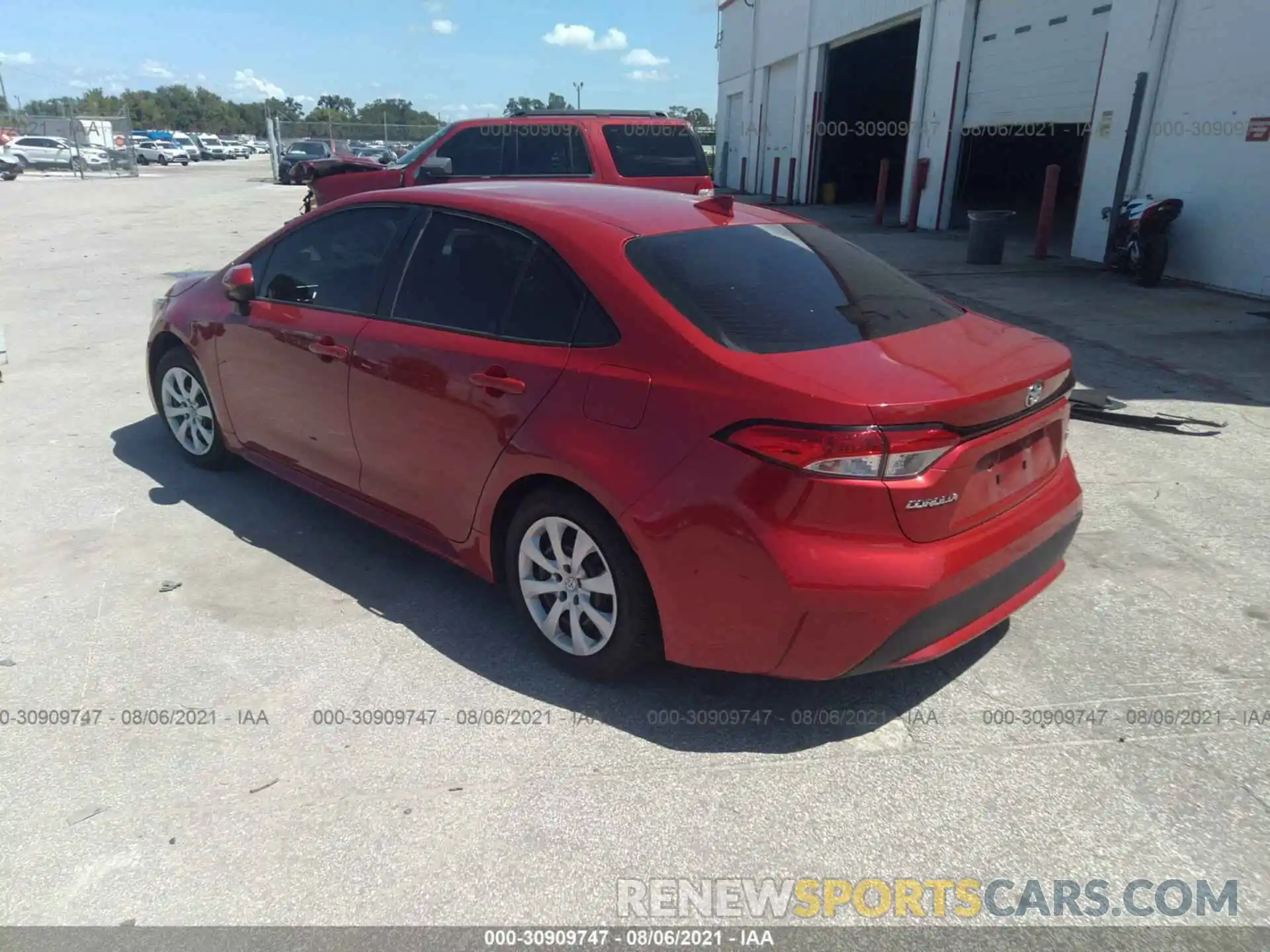 3 Photograph of a damaged car 5YFEPRAE3LP104623 TOYOTA COROLLA 2020