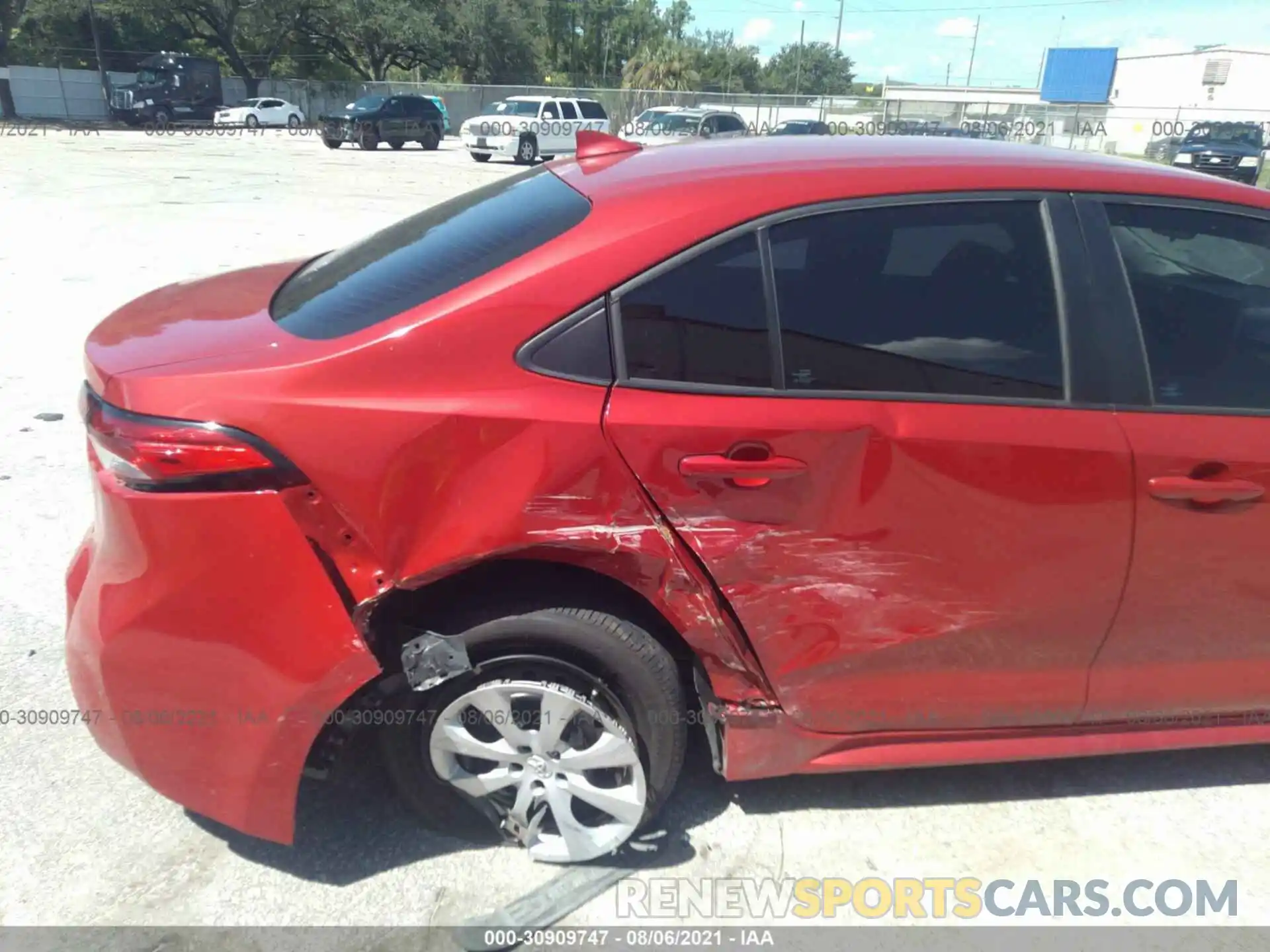 6 Photograph of a damaged car 5YFEPRAE3LP104623 TOYOTA COROLLA 2020