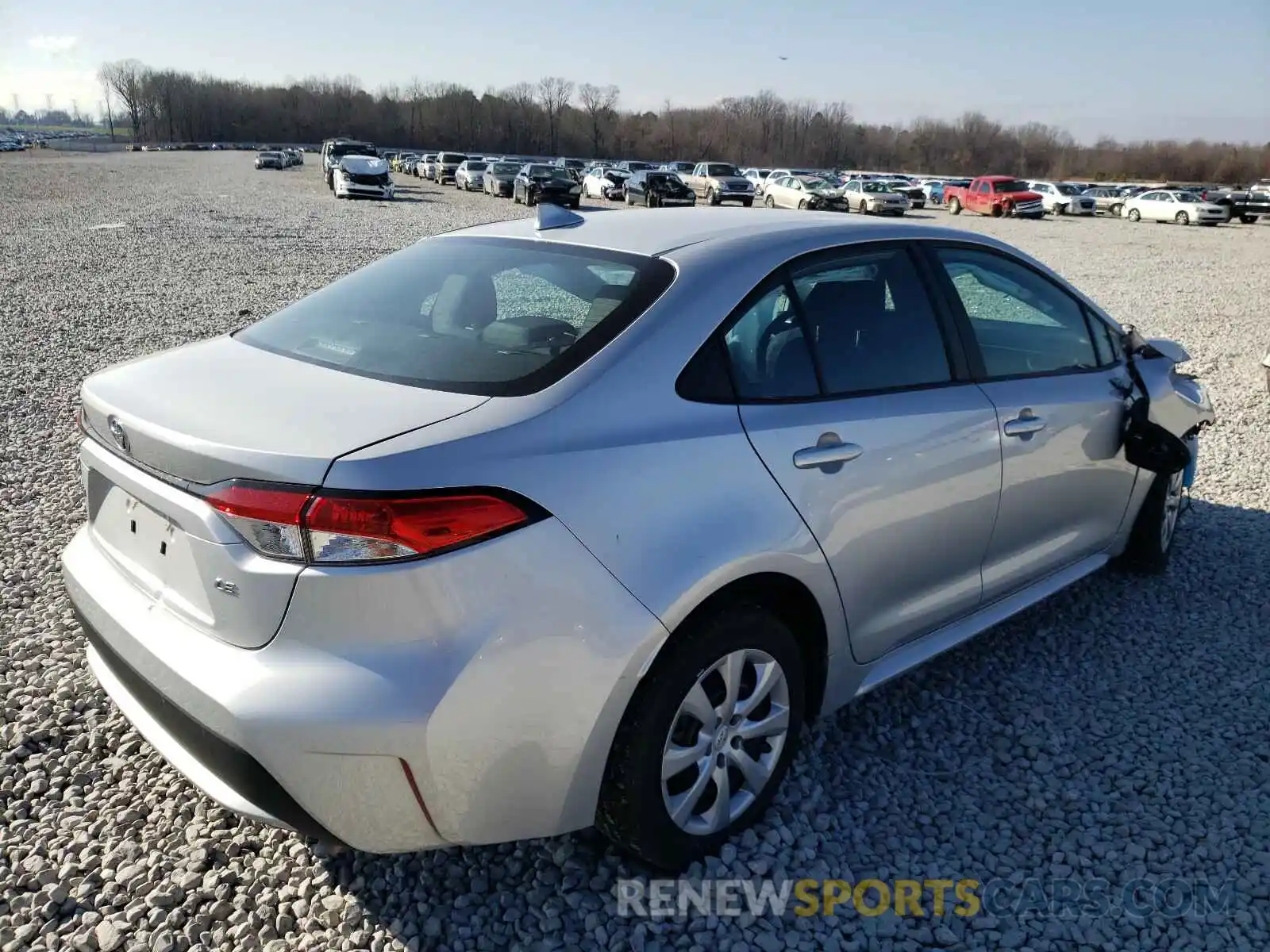 4 Photograph of a damaged car 5YFEPRAE3LP107098 TOYOTA COROLLA 2020