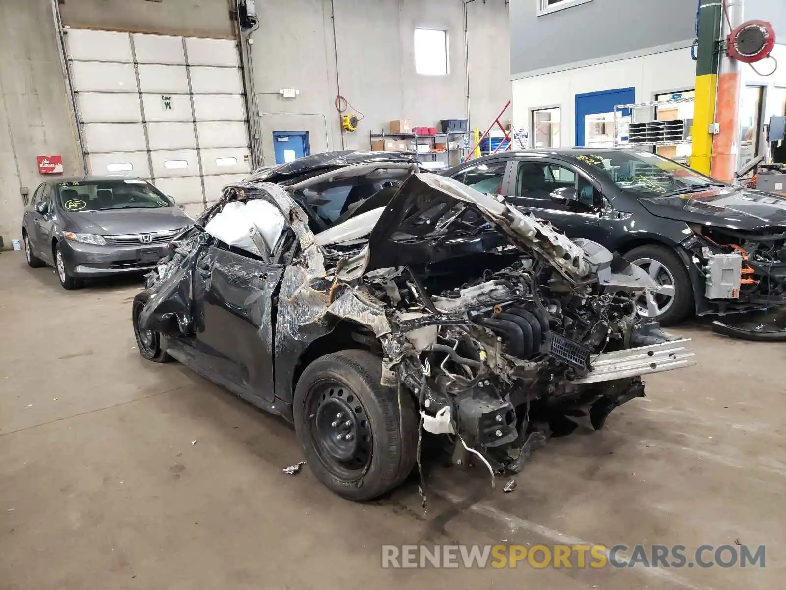 1 Photograph of a damaged car 5YFEPRAE3LP108350 TOYOTA COROLLA 2020