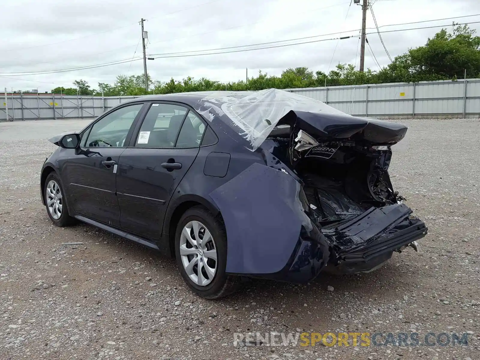 3 Photograph of a damaged car 5YFEPRAE3LP110275 TOYOTA COROLLA 2020
