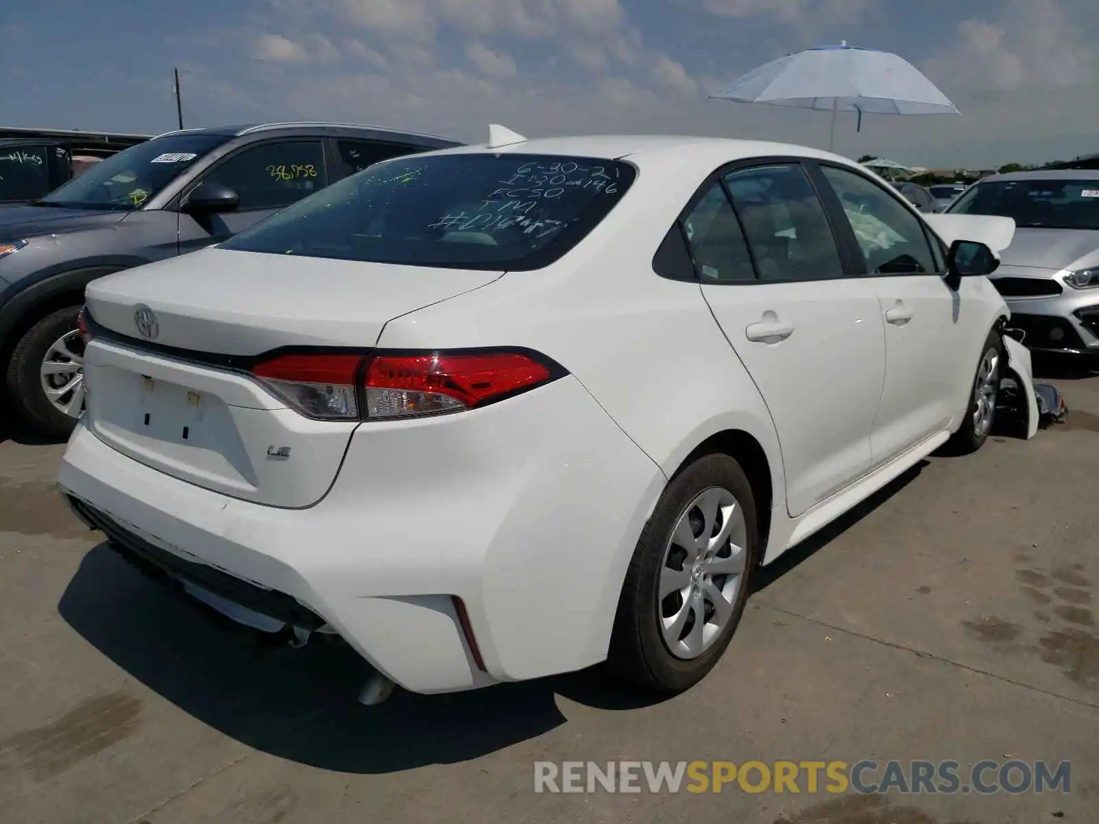 4 Photograph of a damaged car 5YFEPRAE3LP110566 TOYOTA COROLLA 2020