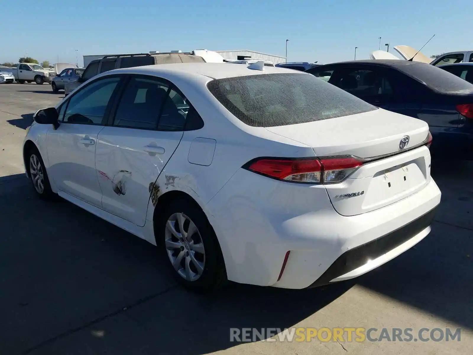 3 Photograph of a damaged car 5YFEPRAE3LP110860 TOYOTA COROLLA 2020