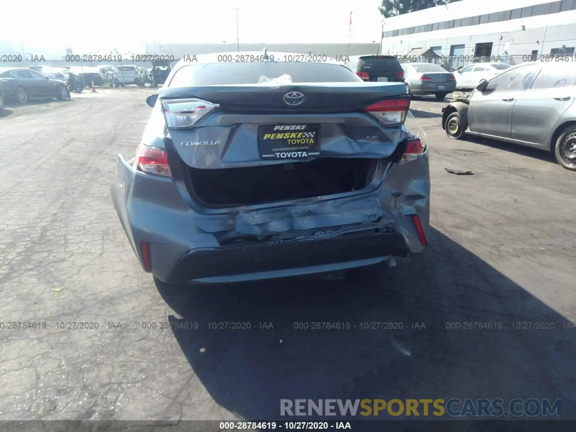 4 Photograph of a damaged car 5YFEPRAE3LP111510 TOYOTA COROLLA 2020