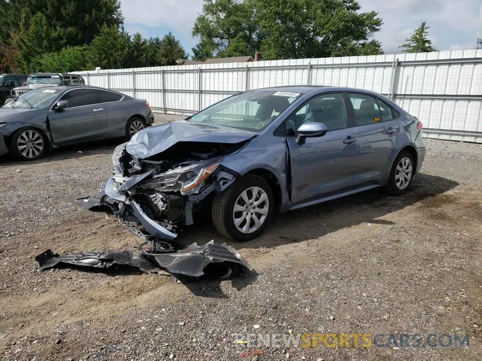 2 Photograph of a damaged car 5YFEPRAE3LP111555 TOYOTA COROLLA 2020