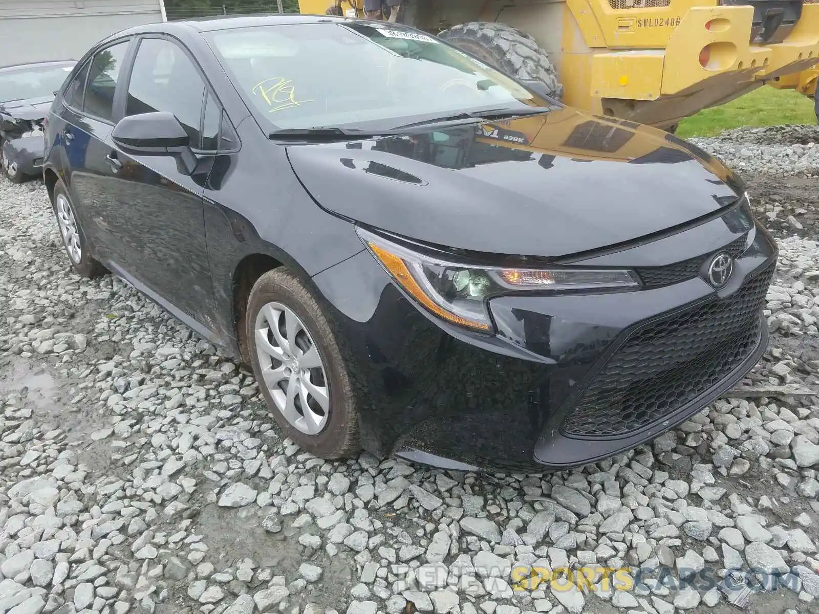 1 Photograph of a damaged car 5YFEPRAE3LP112186 TOYOTA COROLLA 2020