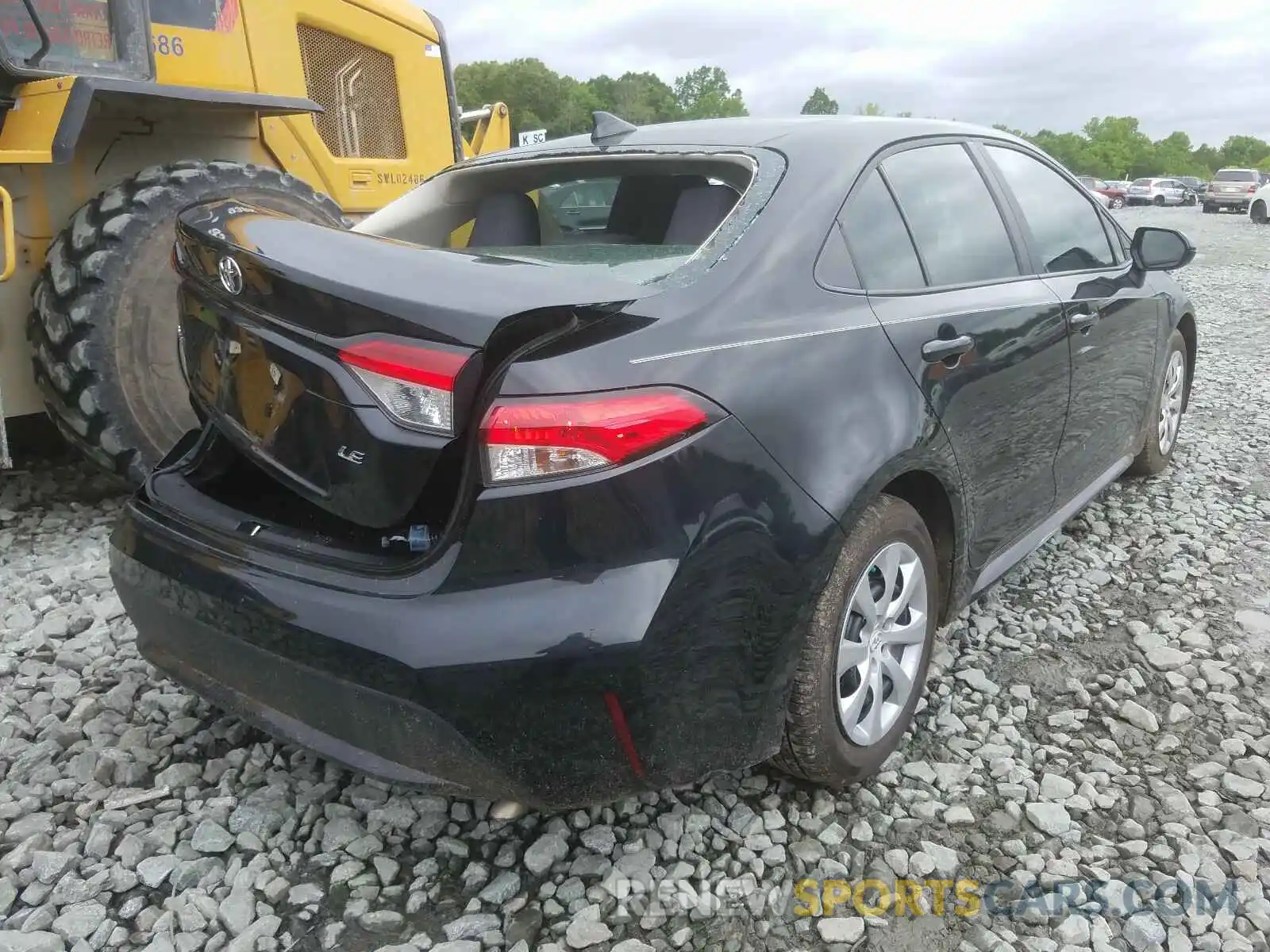 4 Photograph of a damaged car 5YFEPRAE3LP112186 TOYOTA COROLLA 2020