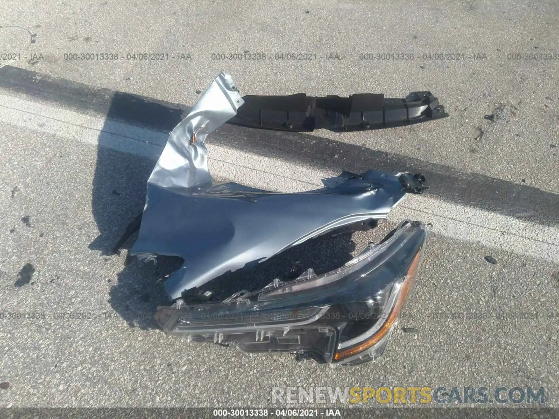 12 Photograph of a damaged car 5YFEPRAE3LP113337 TOYOTA COROLLA 2020